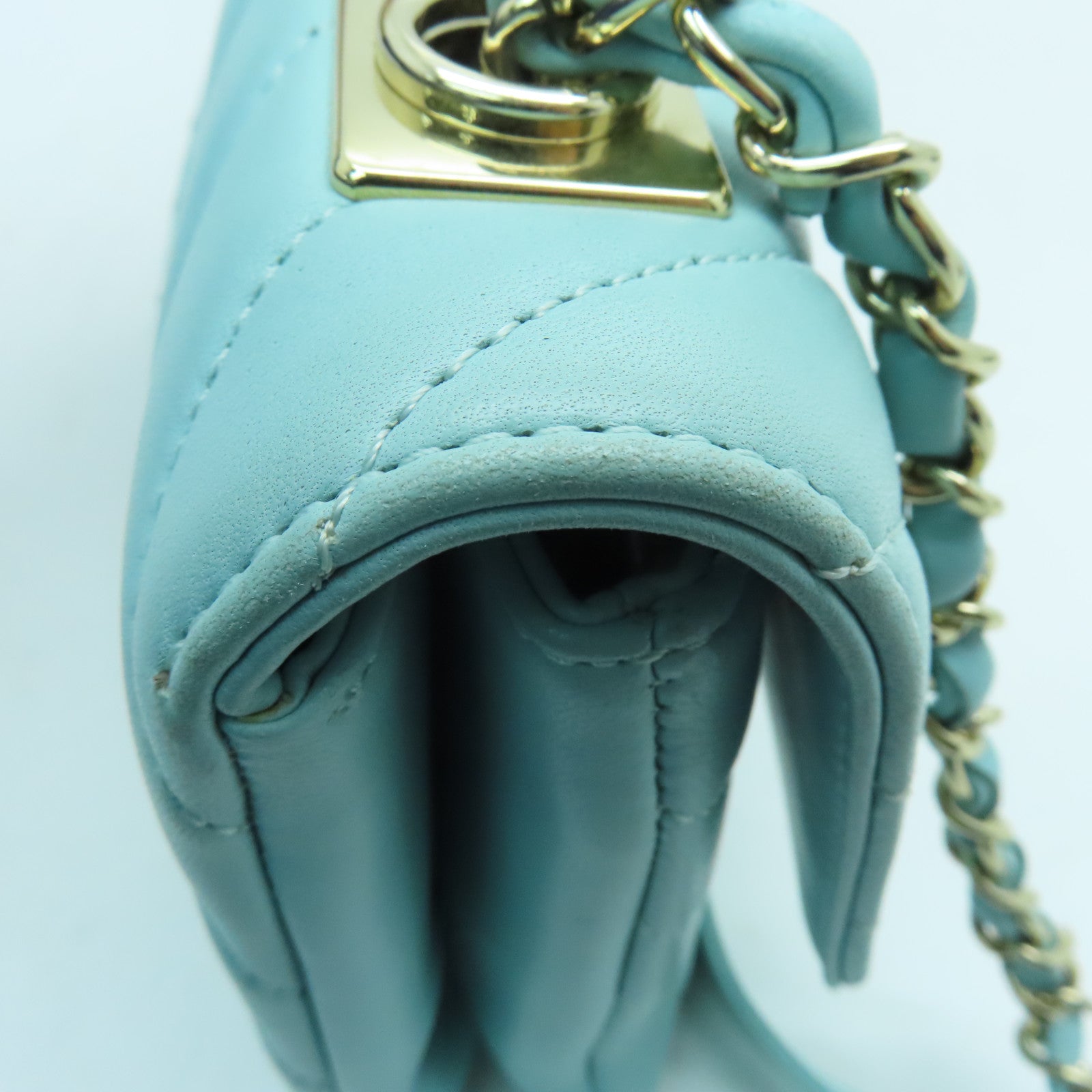CHANEL twill sheepskin leather Chain Shoulder gold buckle chain shoulder bag green