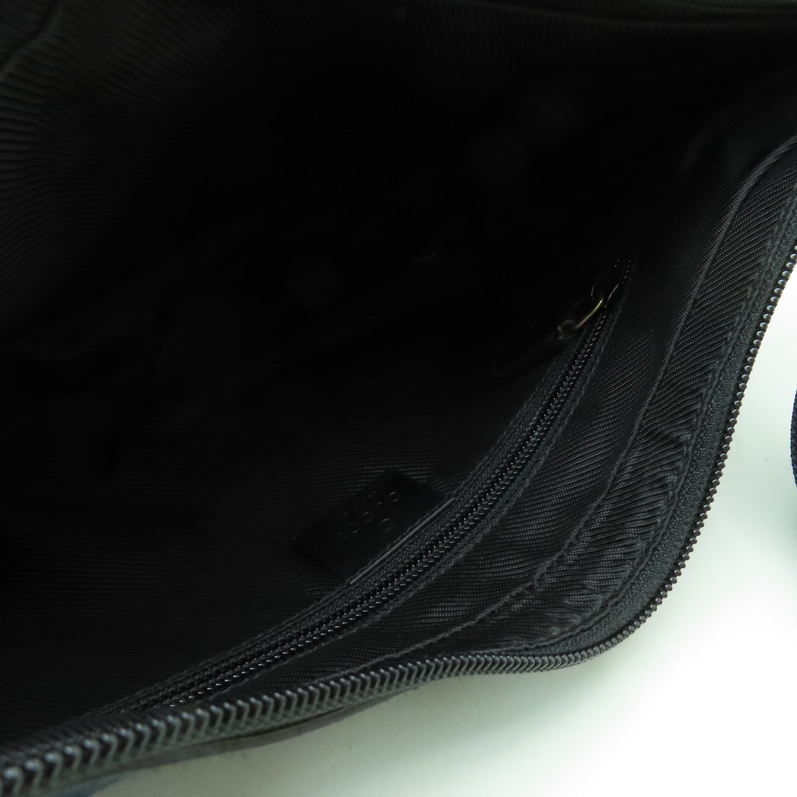 GUCCI 帆布Shoulder Bag銀扣肩背袋黑色
