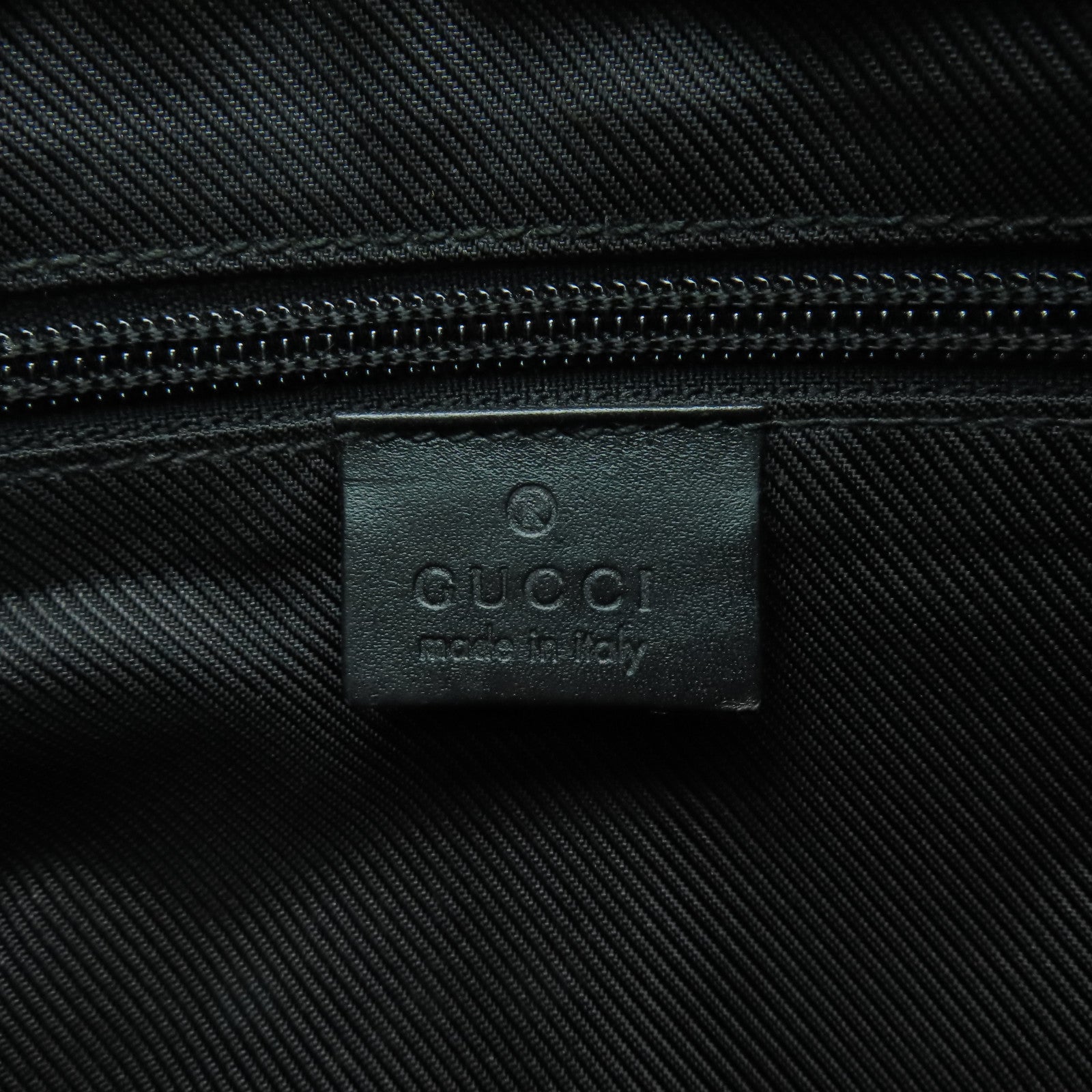 GUCCI 帆布Shoulder Bag銀扣肩背袋黑色