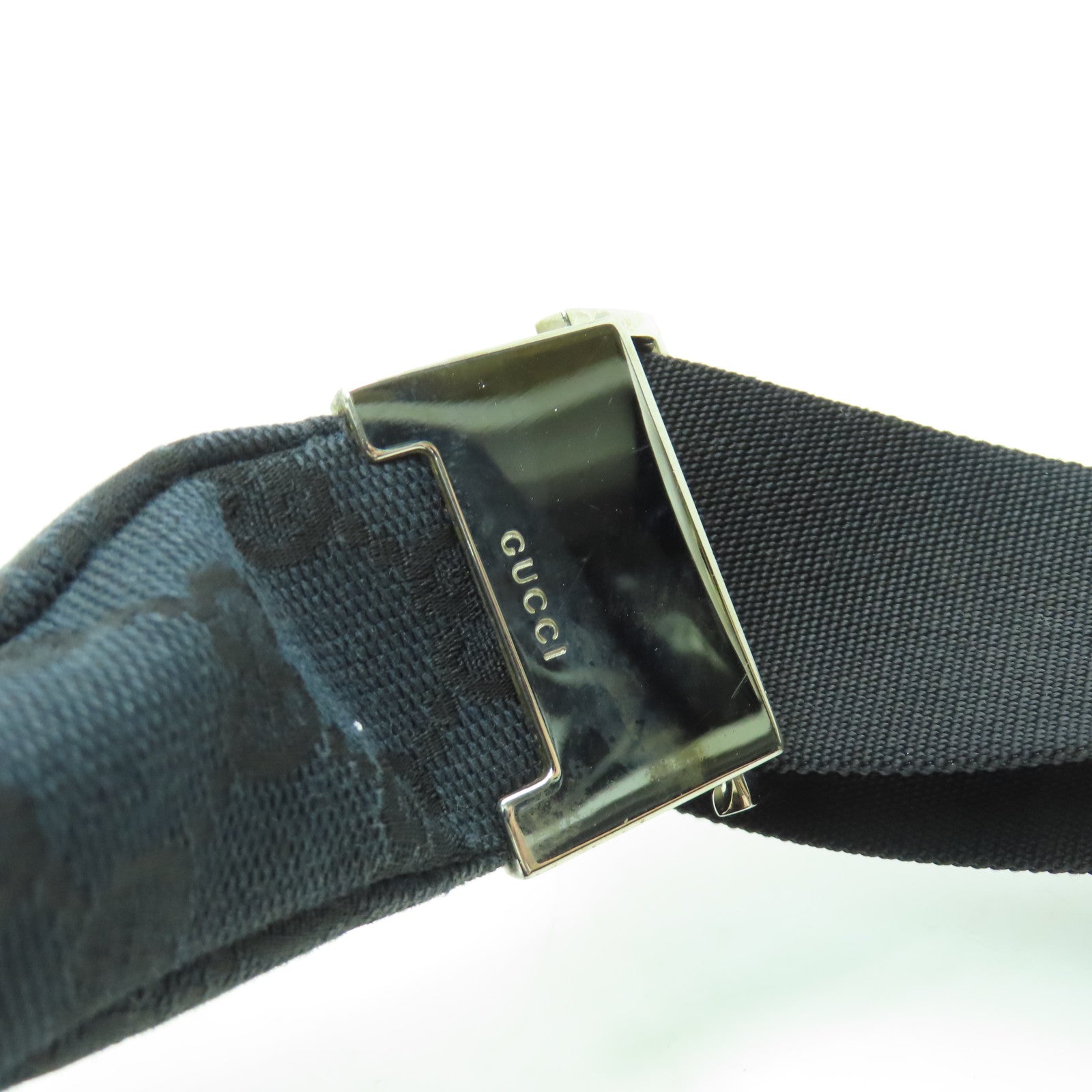 GUCCI 帆布Shoulder Bag銀扣肩背袋黑色
