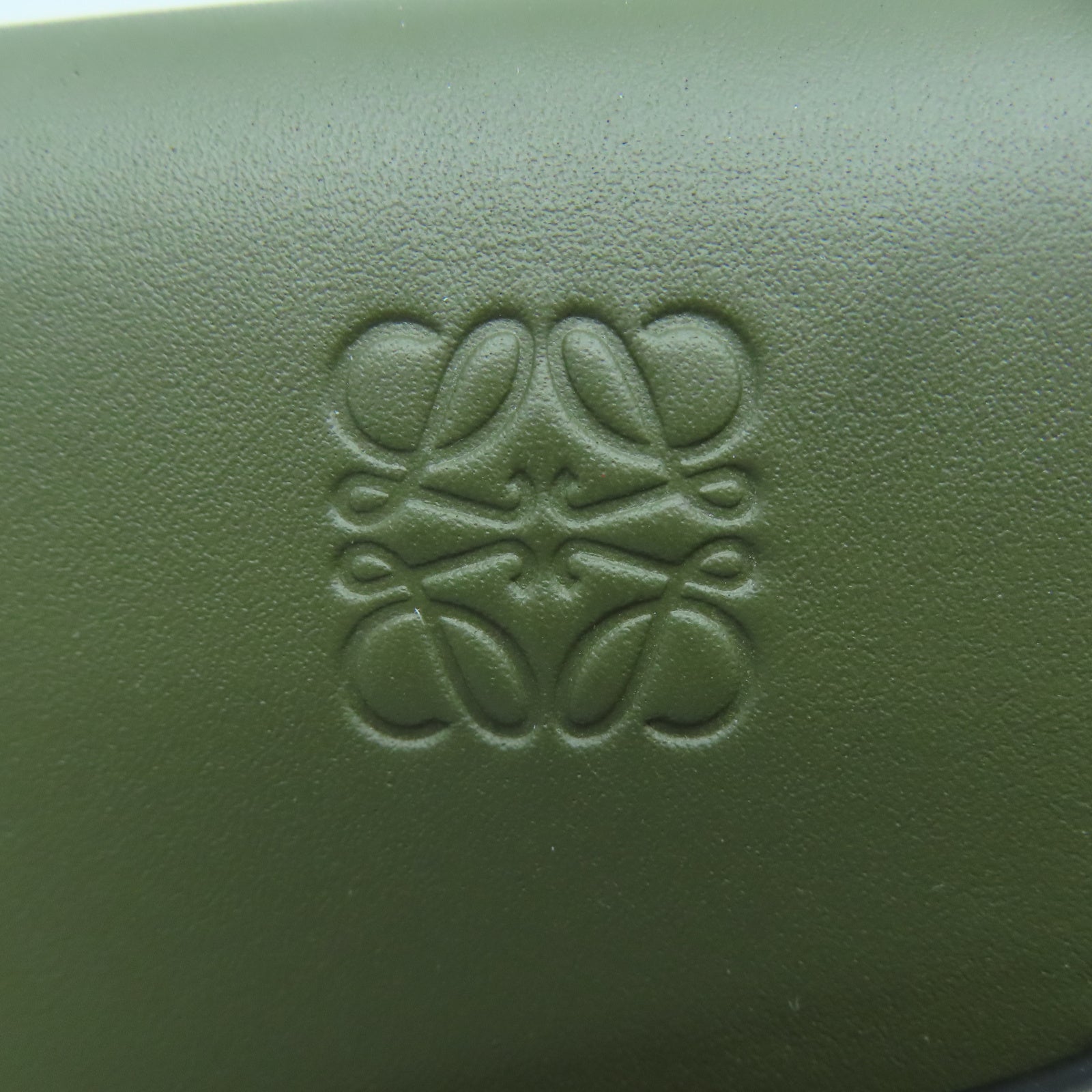 LOEWE 牛皮皮革Mini Gate金扣肩背袋綠色