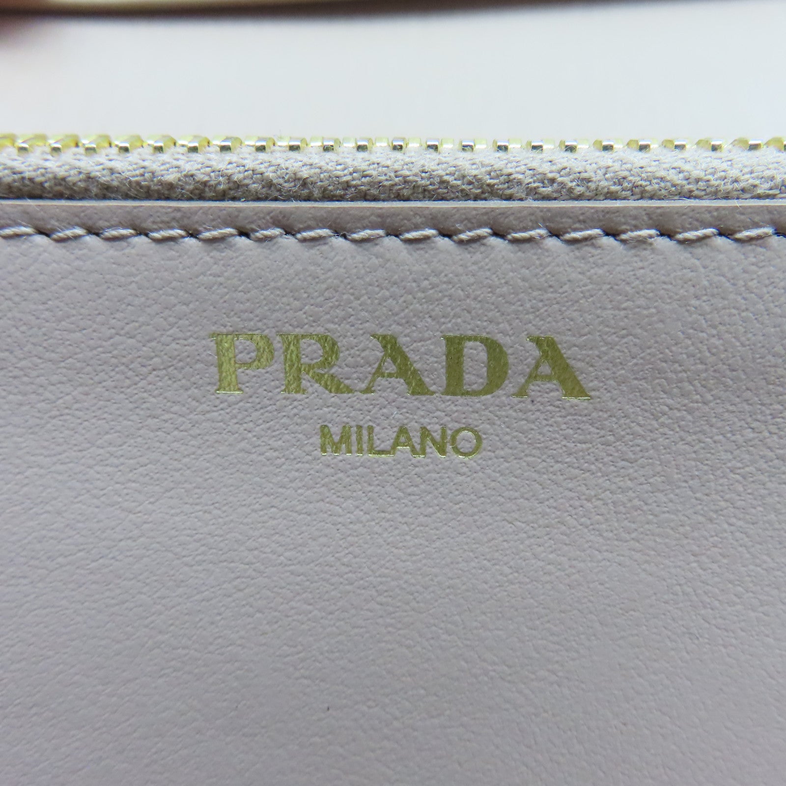 PRADA Vitello皮革Long Wallet金扣長錢包淺褐色