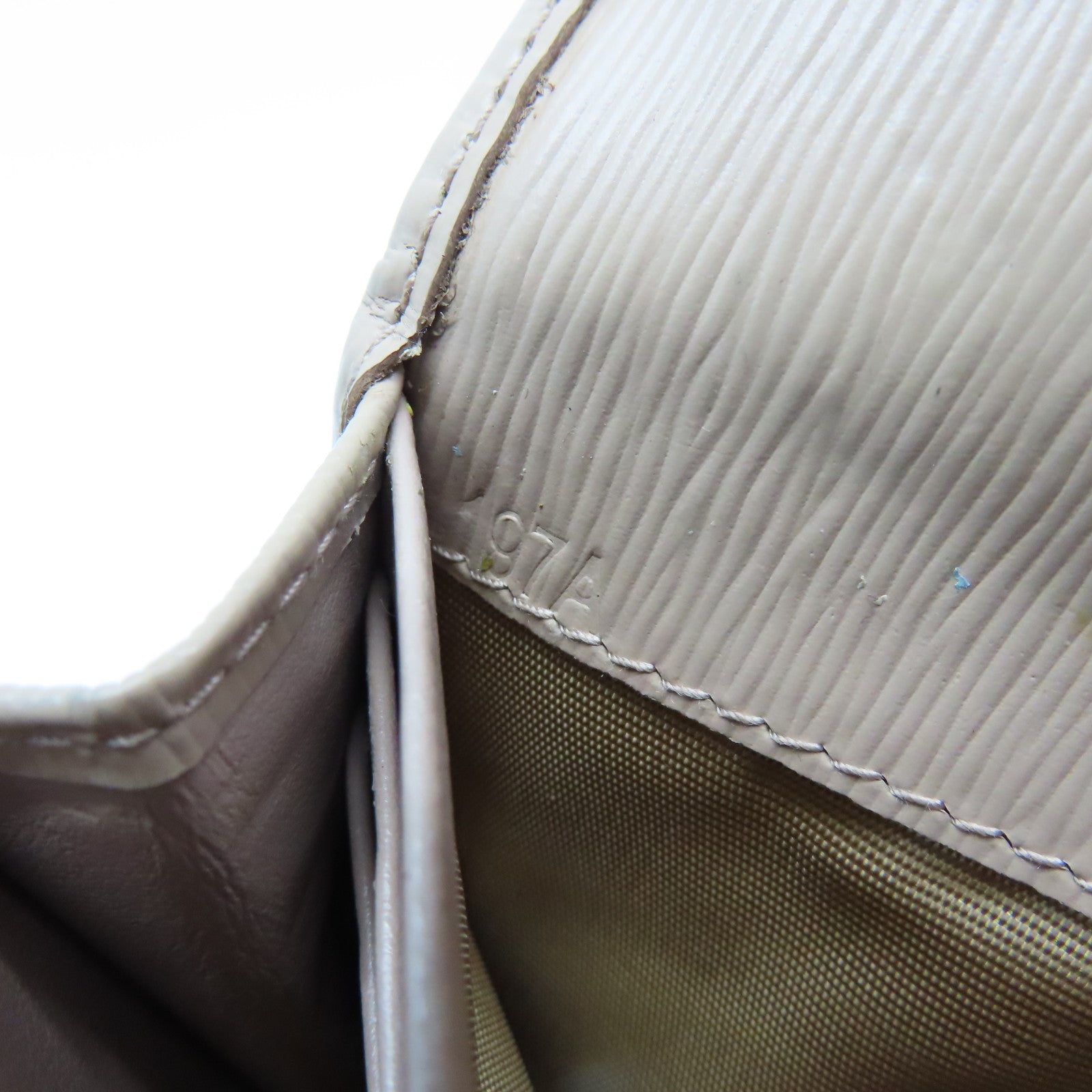 PRADA Vitello皮革Long Wallet金扣長錢包淺褐色