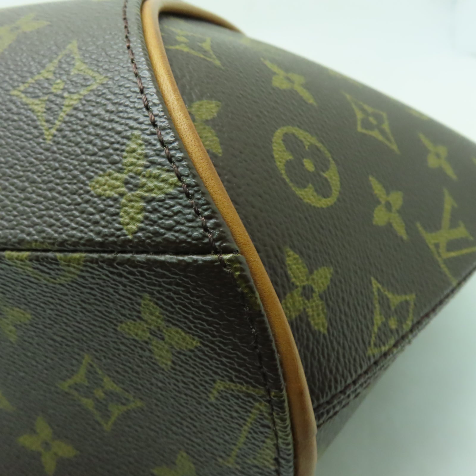 LOUIS VUITTON Monogram Elipse MM金扣手挽袋啡色
