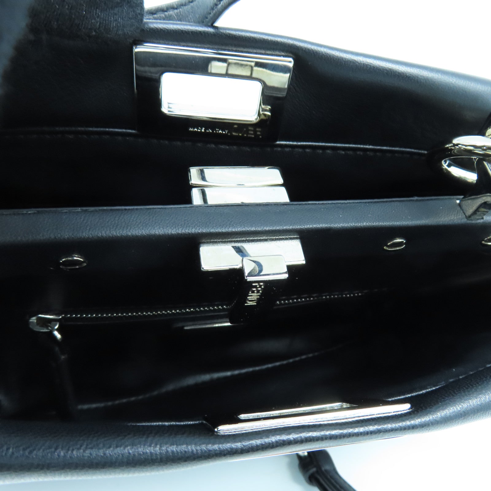FENDI 牛皮皮革Mini Peekaboo銀扣手挽肩背兩用袋黑色/藍色