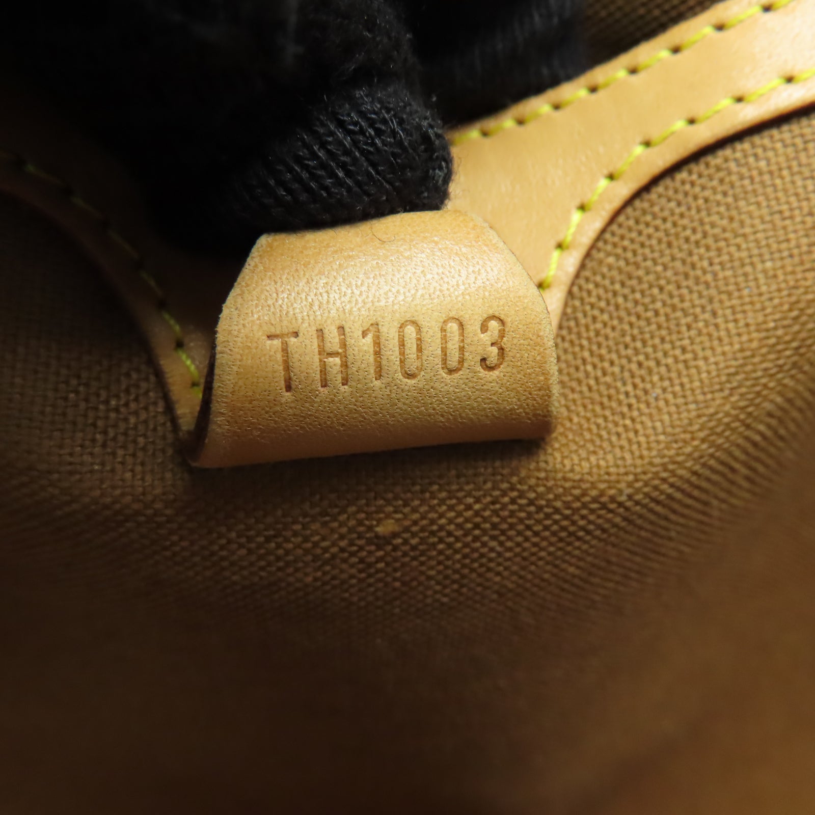 LOUIS VUITTON Monogram Elipse MM金扣手挽袋啡色
