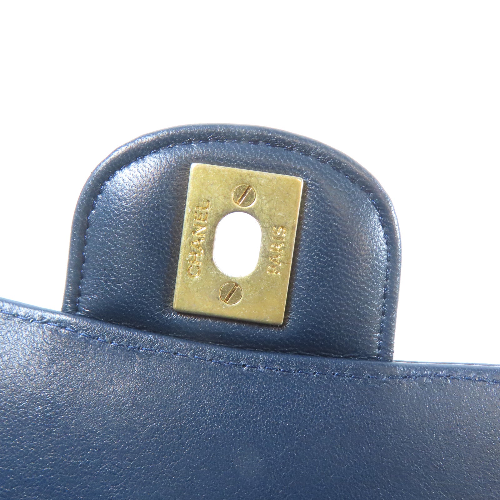 CHANEL 蜥蝪皮革Chain Shoulder金扣鏈帶肩背袋藍色