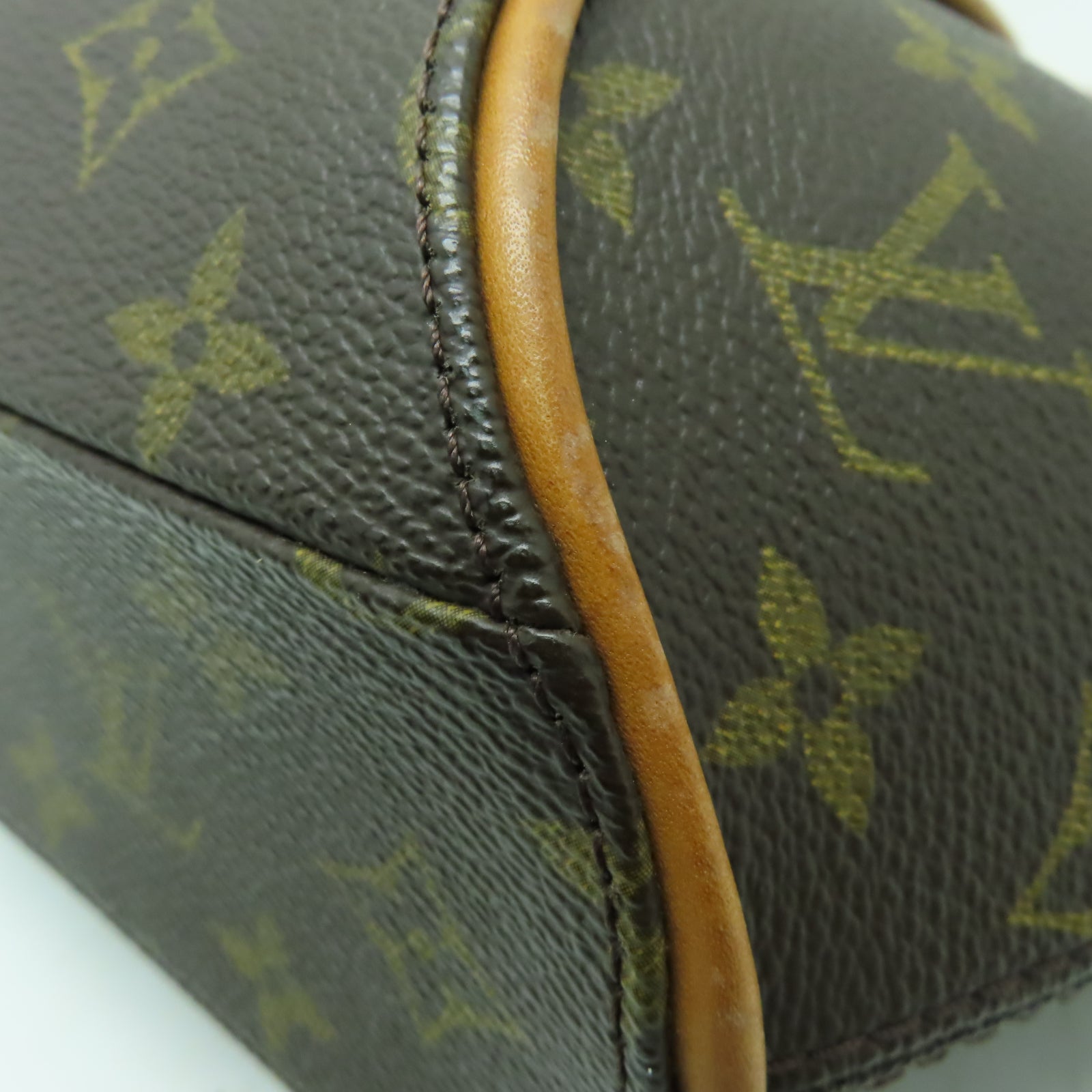 LOUIS VUITTON Monogram Elipse PM金扣手挽袋啡色