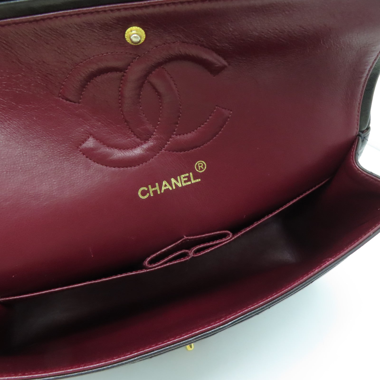 CHANEL [Sharp Discount] Rhombus Sheepskin Leather Vintage Classic 25㎝ Gold Buckle Shoulder Bag Black