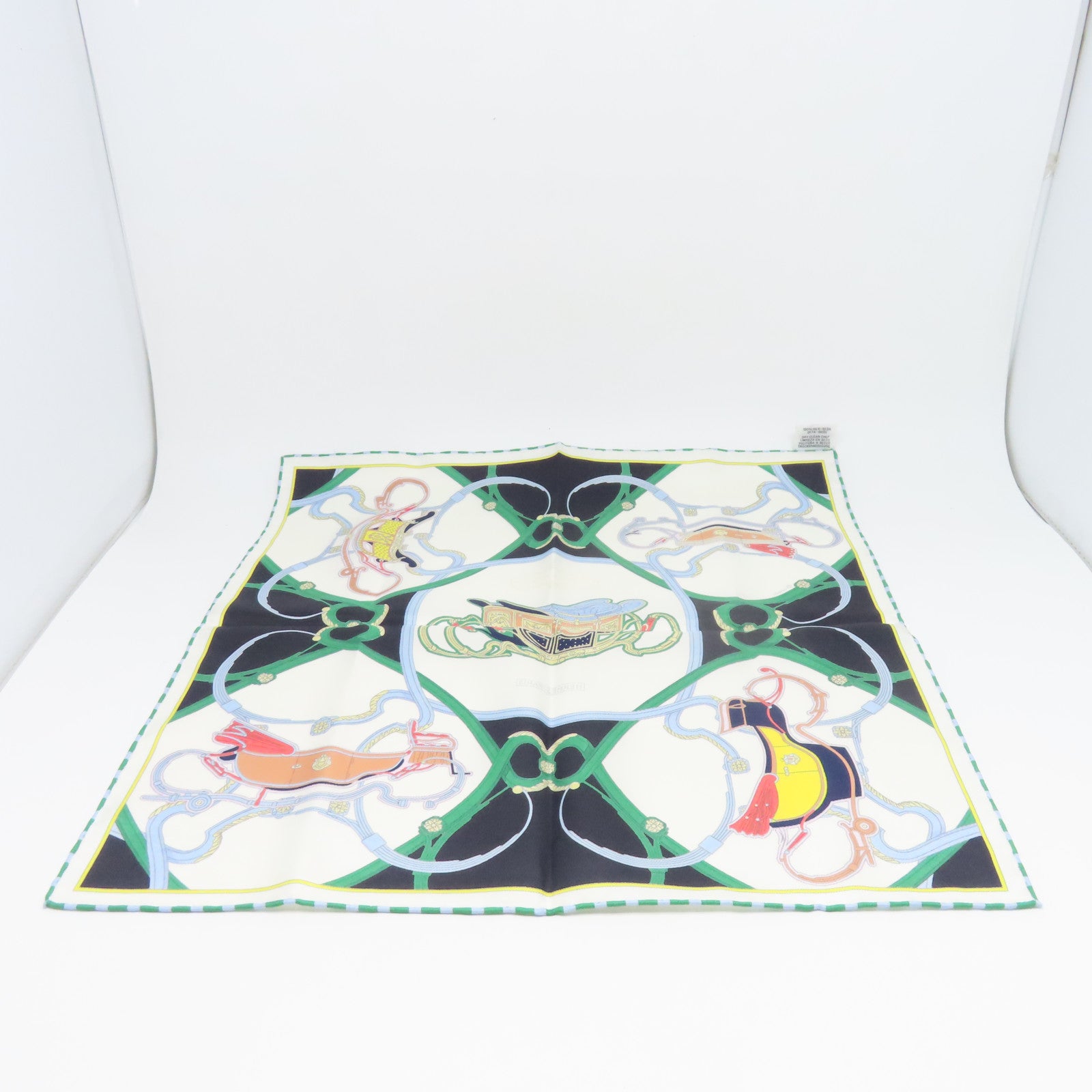 HERMES 丝质Scarf 45x45丝巾黑色/白色/绿色