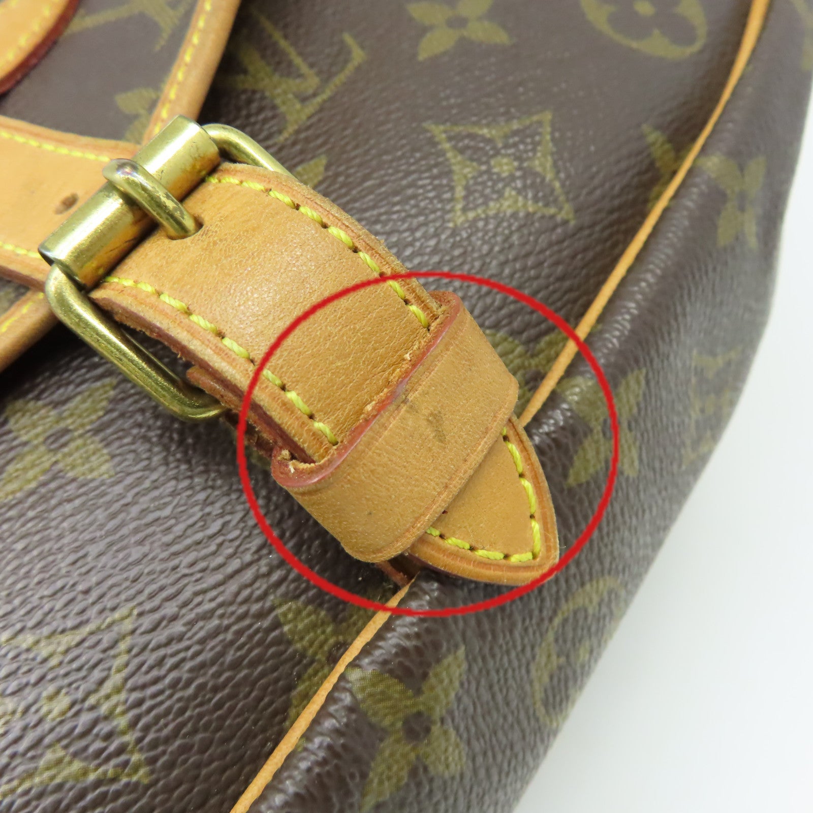 LOUIS VUITTON Monogram Saumur 30 Shoulder Bag金扣肩背袋啡色