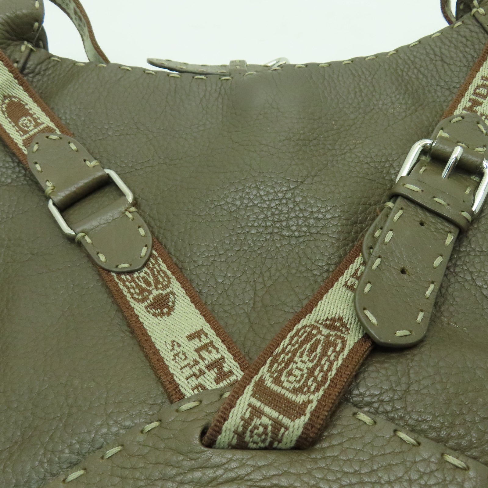 FENDI 牛皮皮革Selleria Hobo銀扣肩背袋啡色