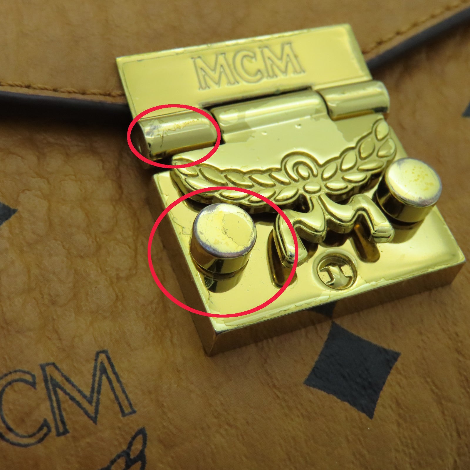 MCM 牛皮皮革Tracy金扣鏈帶肩背袋啡色