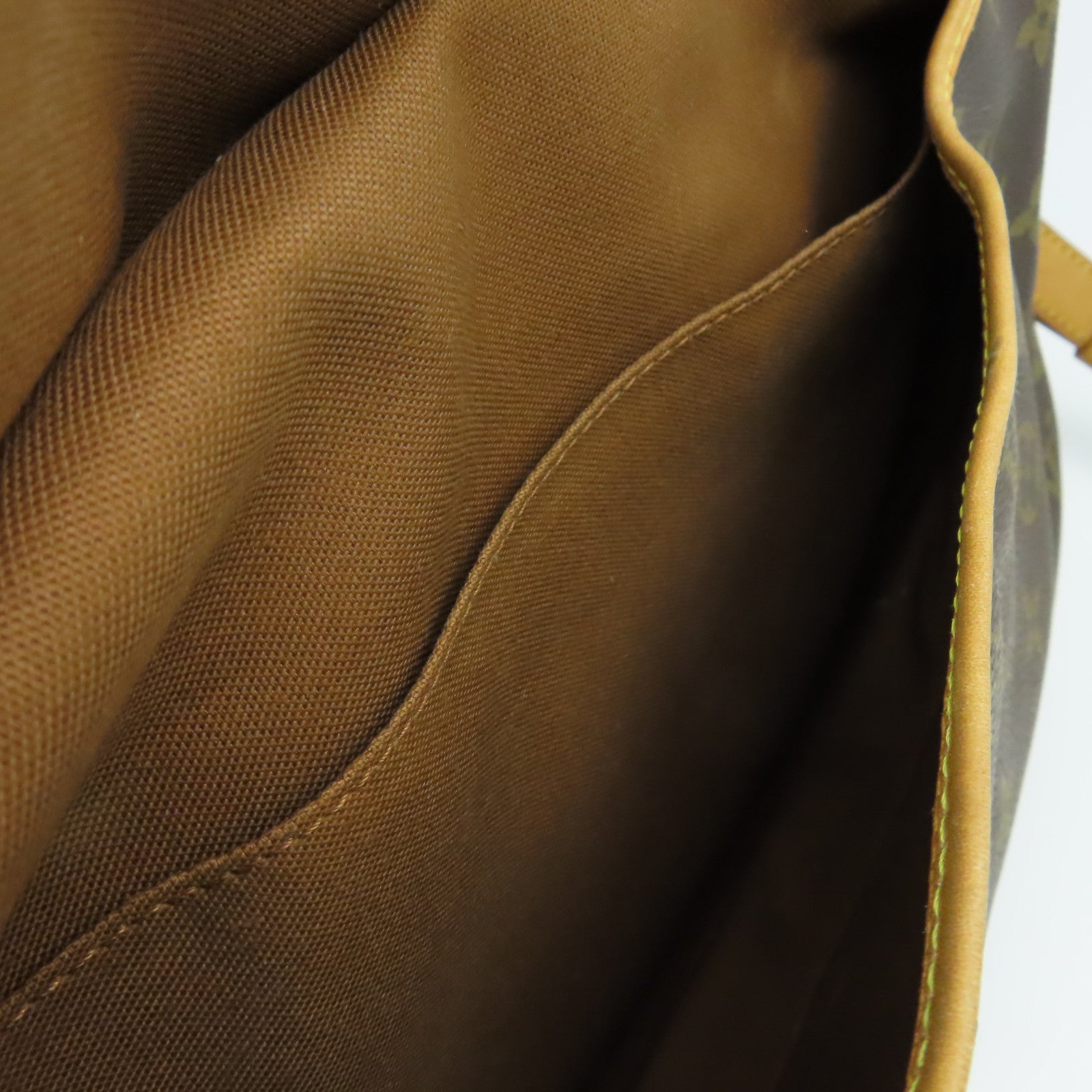 LOUIS VUITTON Monogram Saumur 30 Shoulder Bag金扣肩背袋啡色