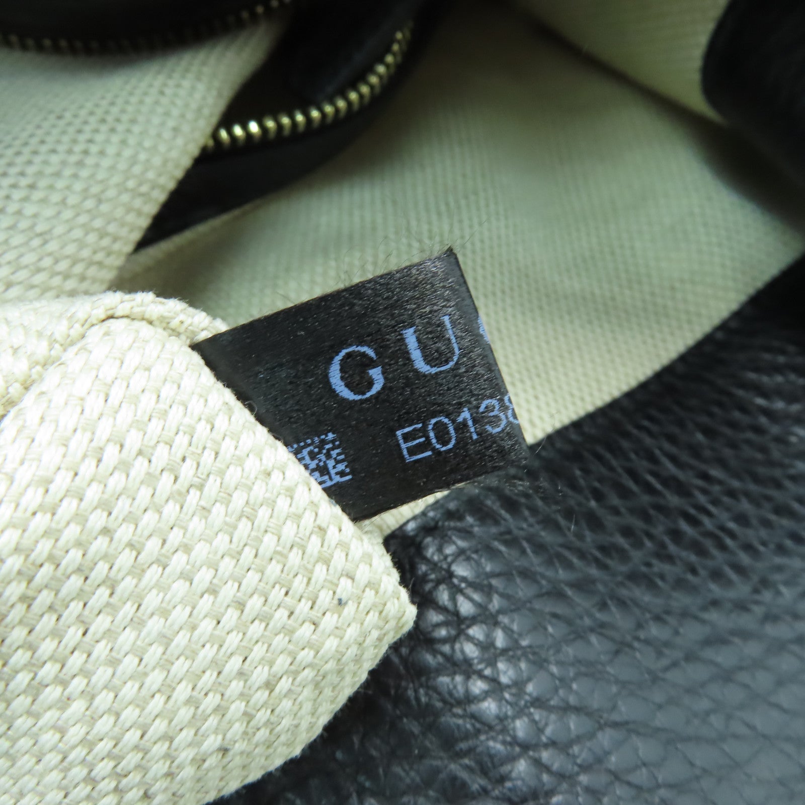 GUCCI 牛皮皮革Soho Chain Shoulder Bag金扣鏈帶肩背袋黑色