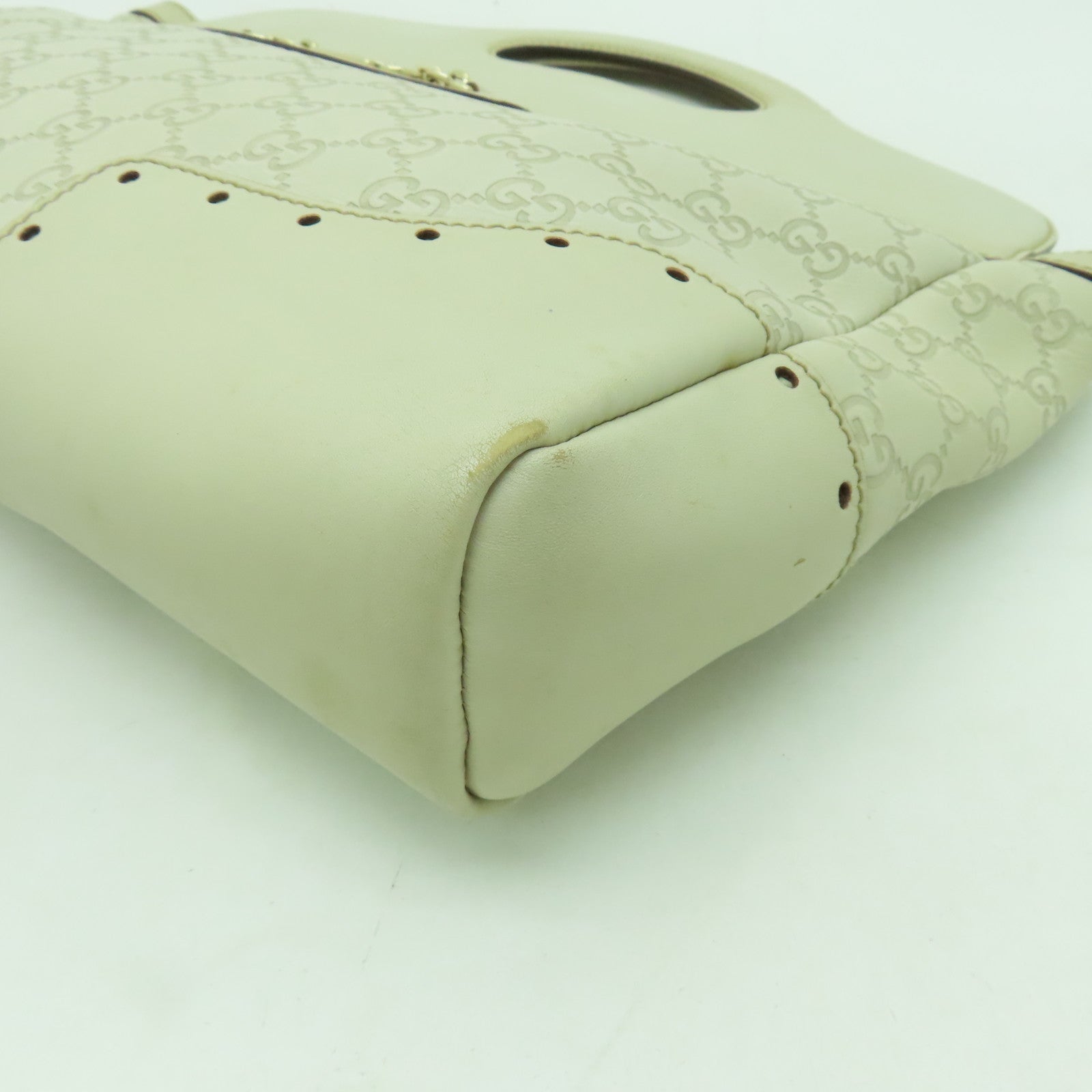 GUCCI Guccissima皮革Hand Bag金扣手挽袋白色