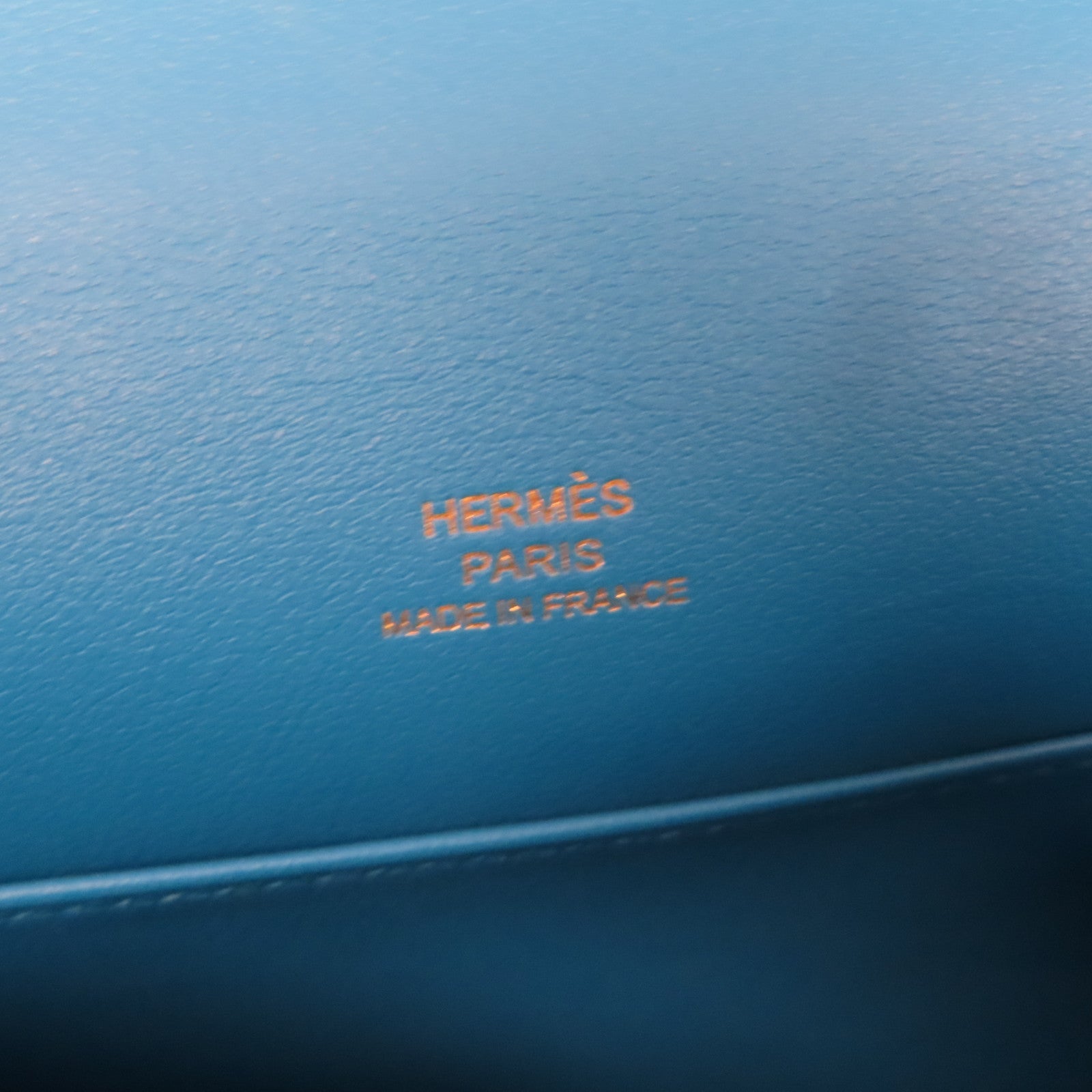 HERMES Veau Swift皮革Kelly Pochette金扣手挽袋藍色