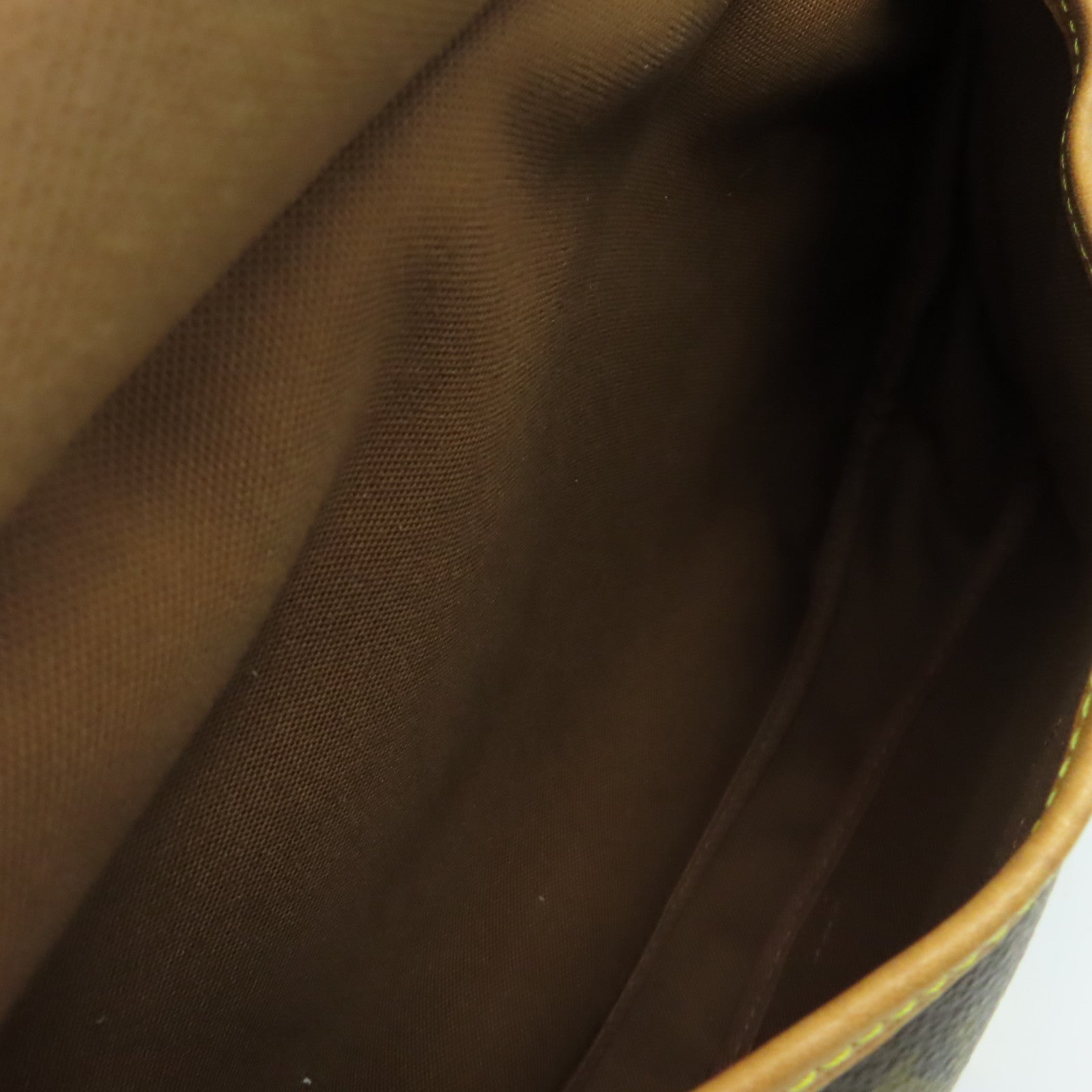 LOUIS VUITTON Monogram Saumur 30 Shoulder Bag金扣肩背袋啡色