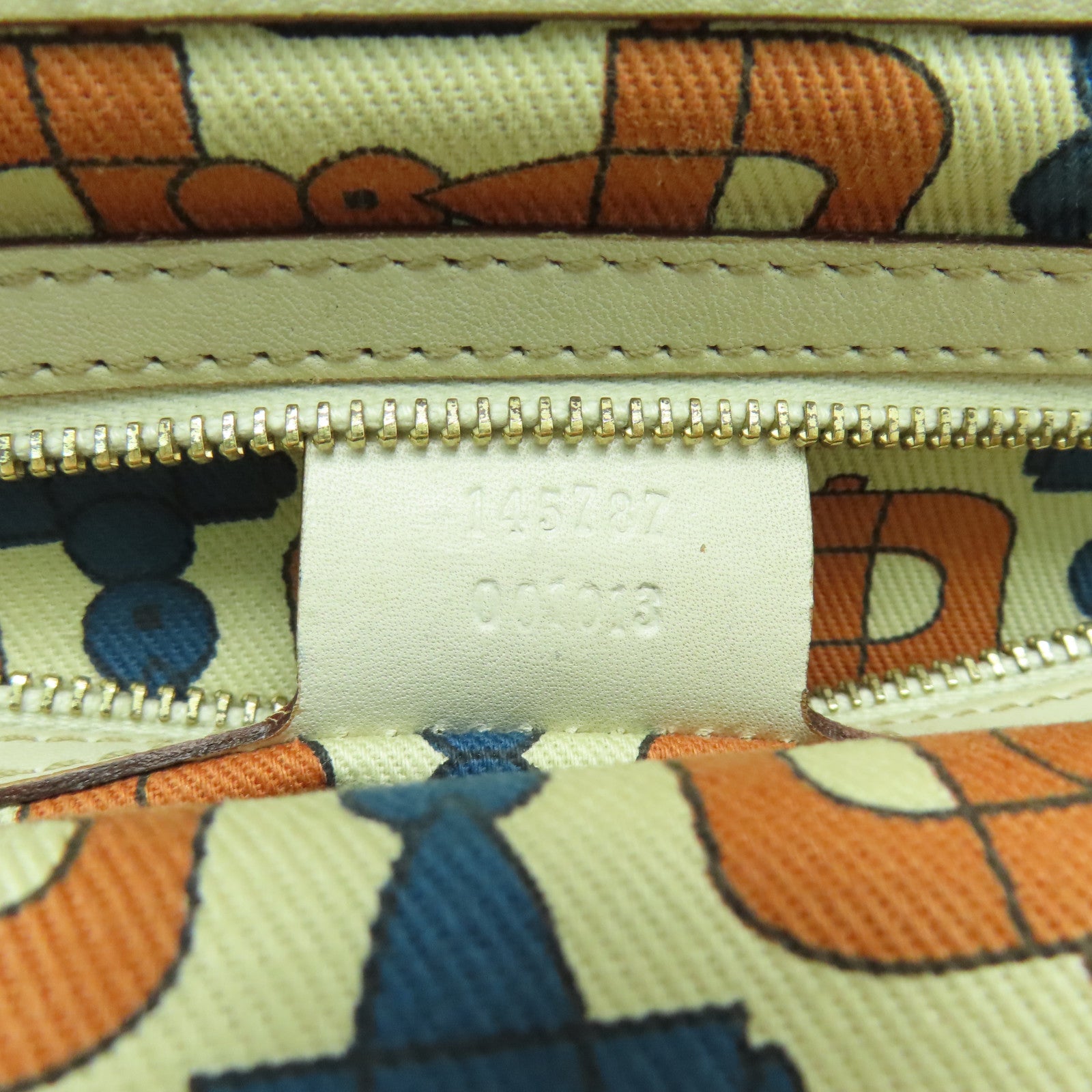 GUCCI Guccissima皮革Hand Bag金扣手挽袋白色
