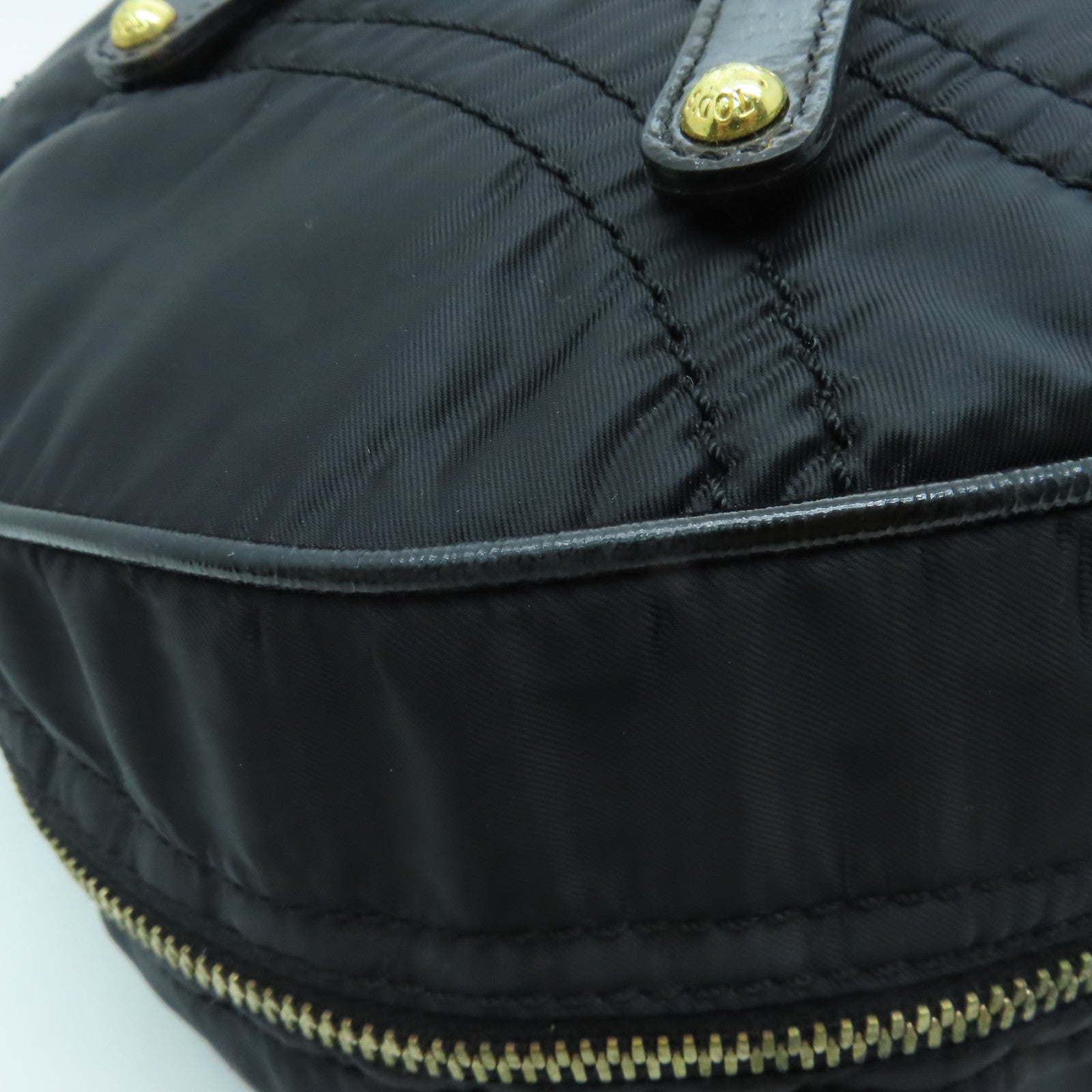 TOD’S 尼龍Shoulder Bag金扣肩背袋黑色