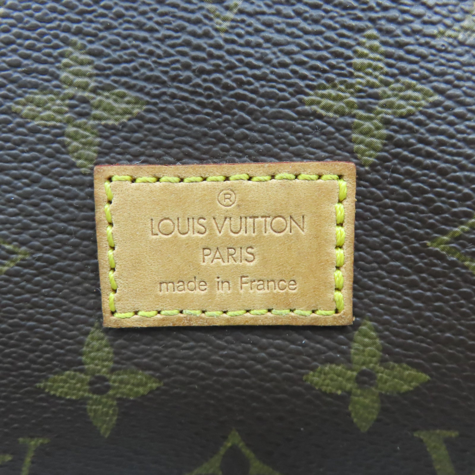 LOUIS VUITTON Monogram Saumur 30 Shoulder Bag金扣肩背袋啡色