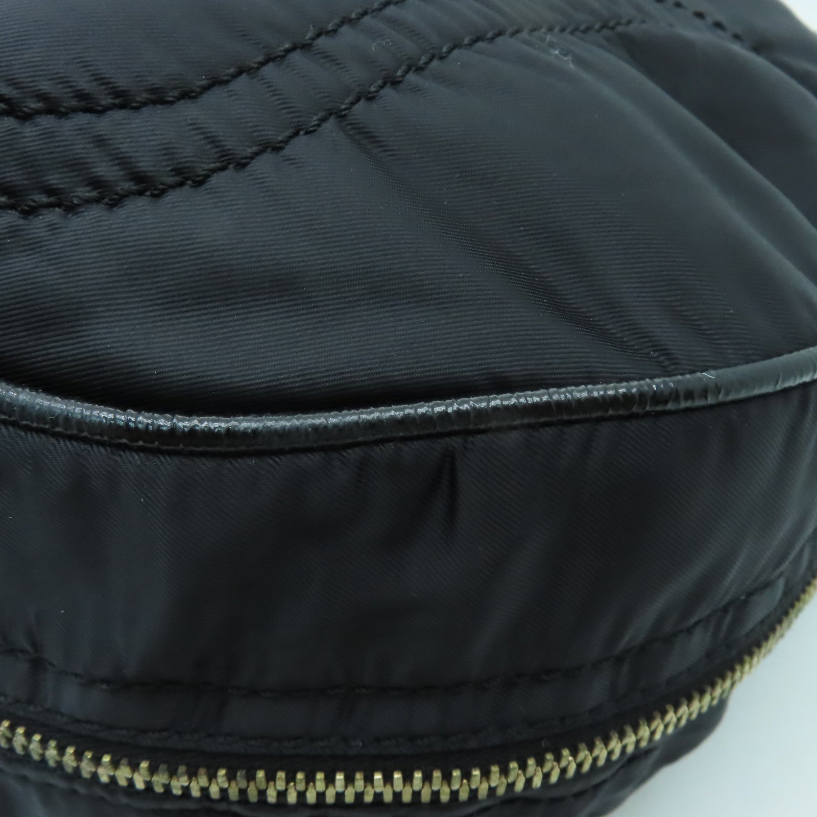 TOD’S 尼龍Shoulder Bag金扣肩背袋黑色