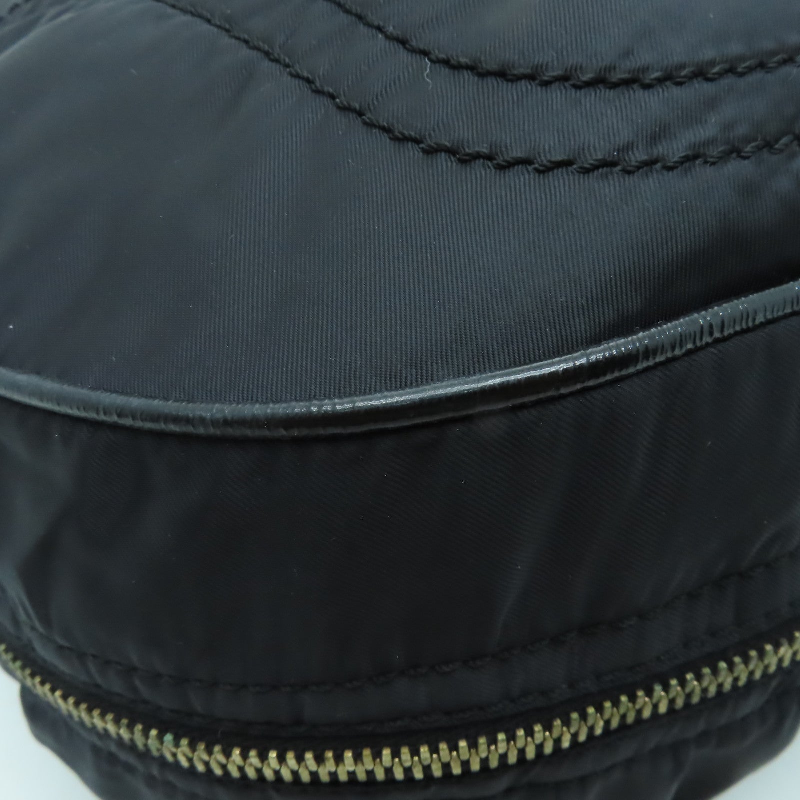 TOD’S 尼龍Shoulder Bag金扣肩背袋黑色