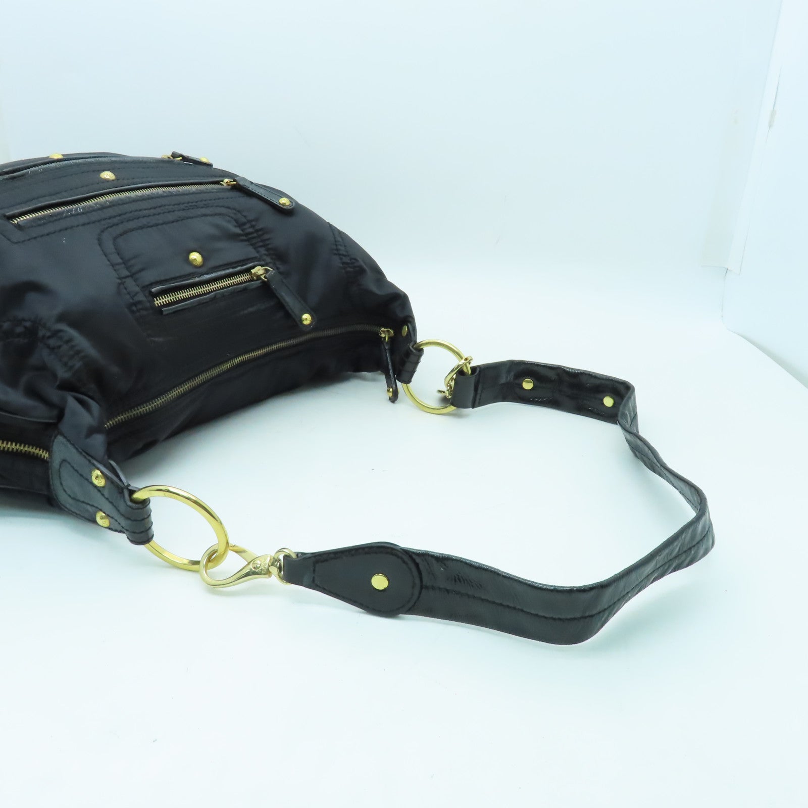 TOD’S 尼龍Shoulder Bag金扣肩背袋黑色