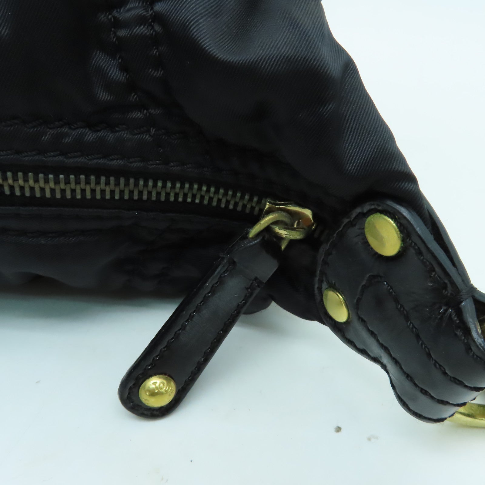 TOD’S 尼龍Shoulder Bag金扣肩背袋黑色
