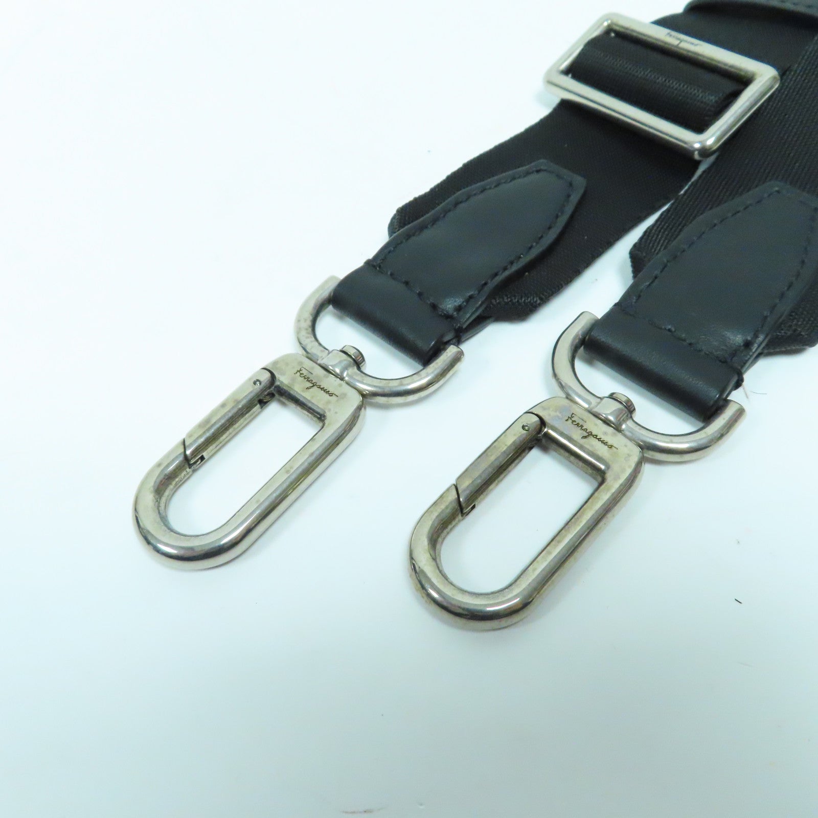 Salvatore Ferragamo 牛皮皮革Tote Bag銀扣手挽肩背兩用袋黑色