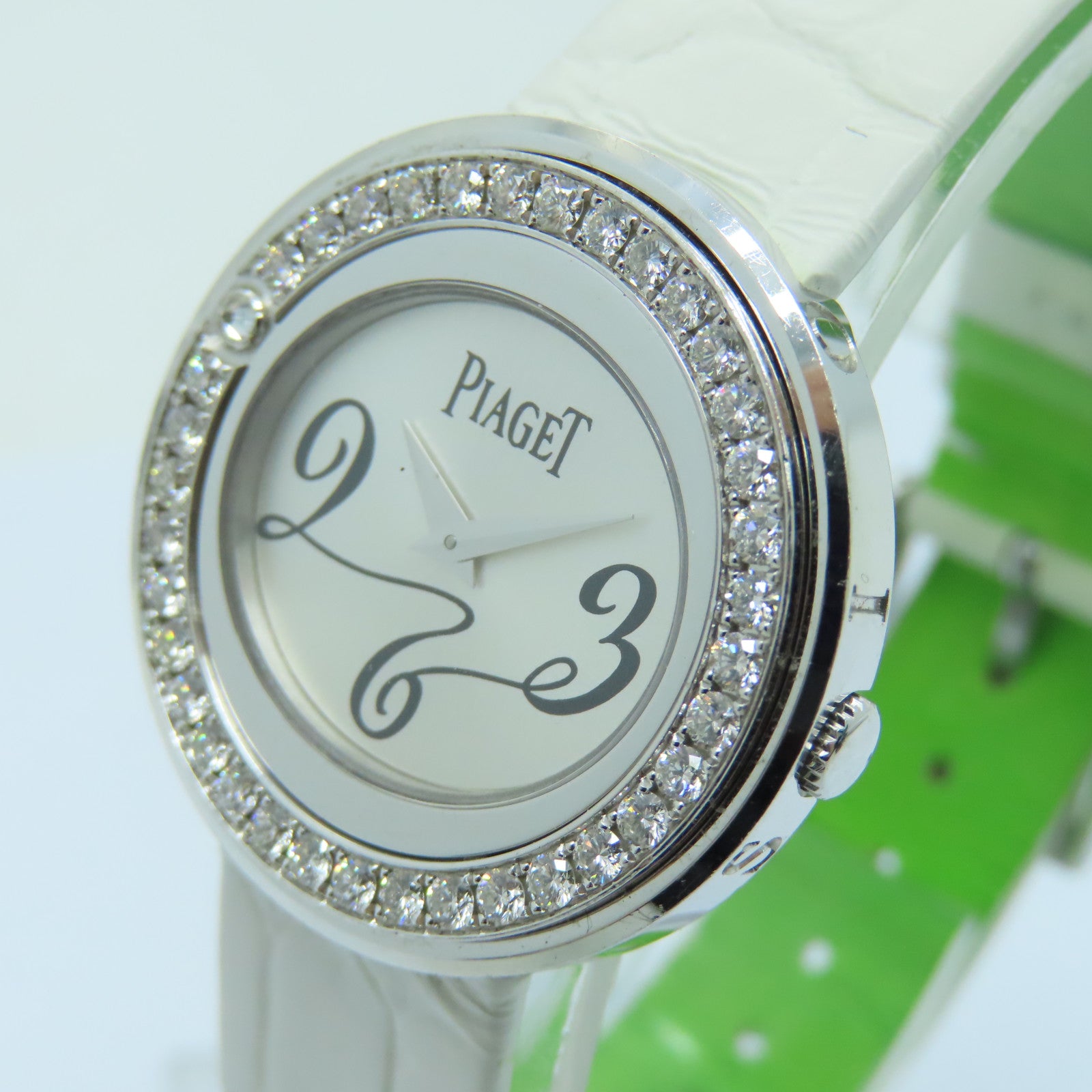 PIAGET Possession皮革带/18K白金手表石英机芯银色