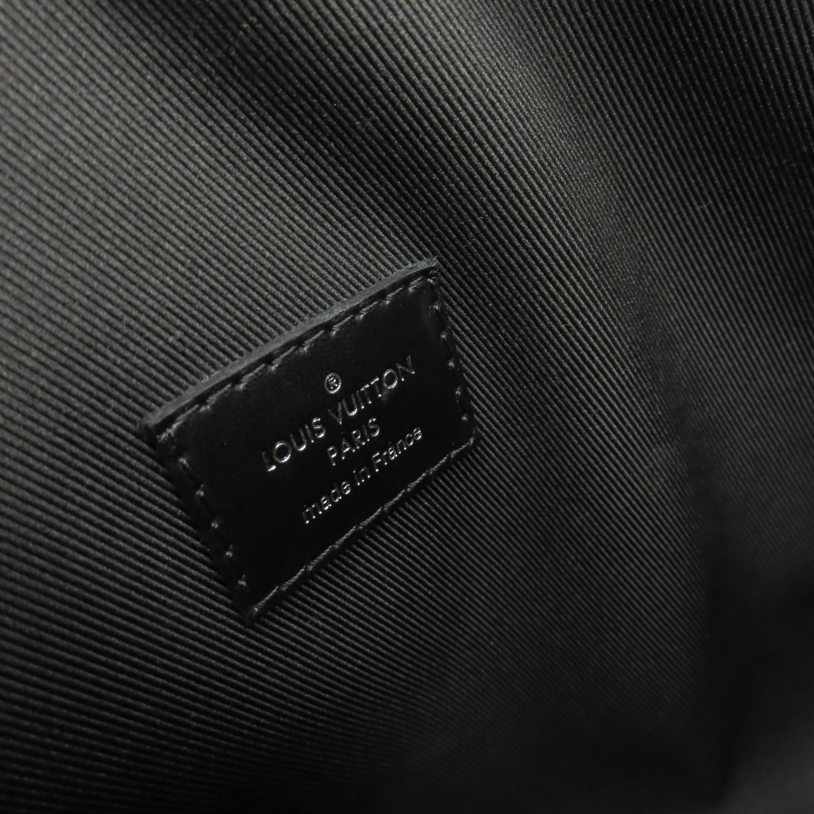 LOUIS VUITTON Monogram Eclipse Soft Trunk肩背袋黑色