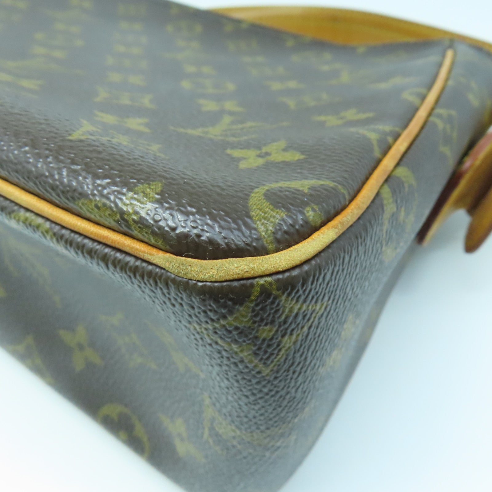 LOUIS VUITTON Monogram Viva Cite GM Gold Buckle Shoulder Bag Brown