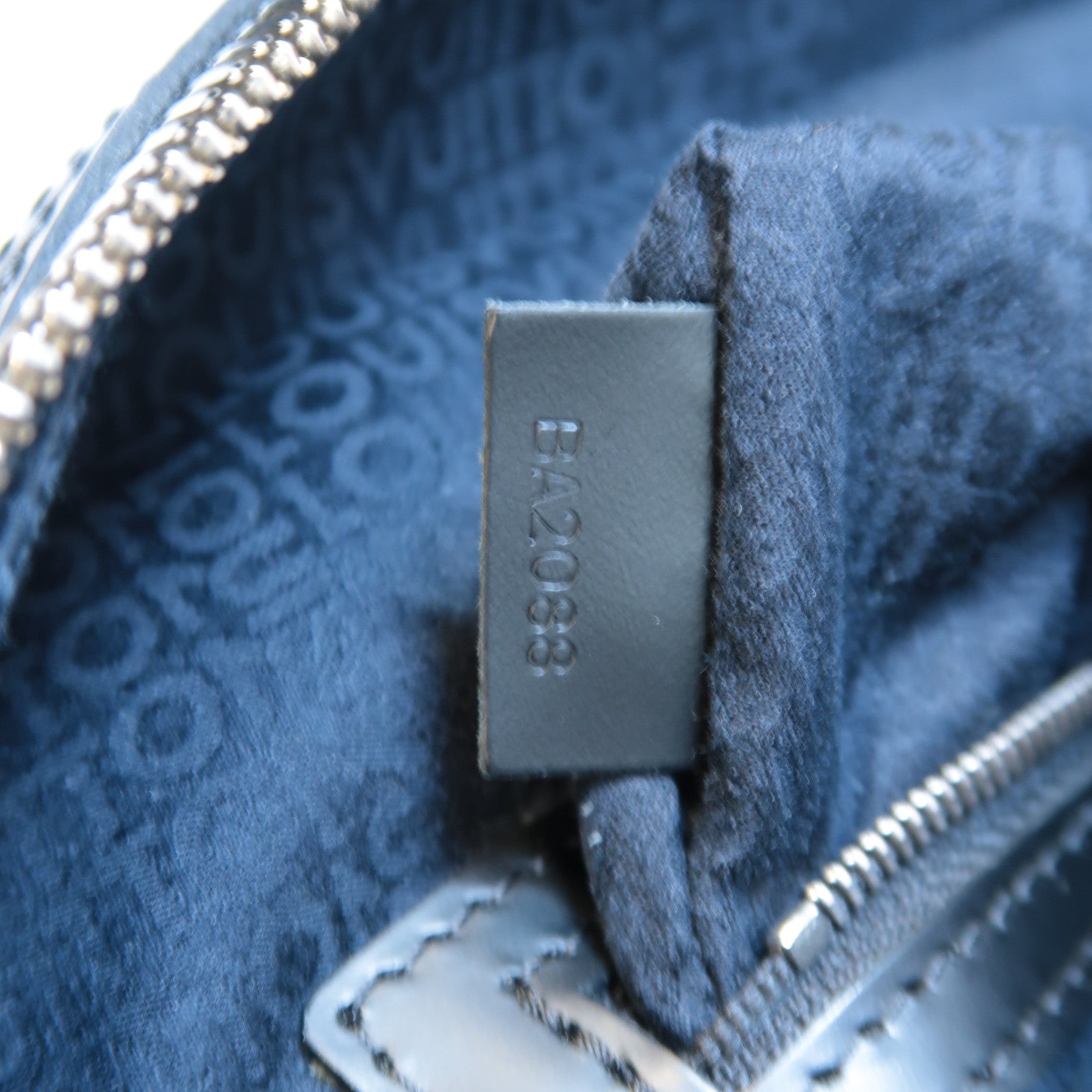 LOUIS VUITTON Damier Graphite Porto De Cuman Voyage銀扣手挽袋黑色