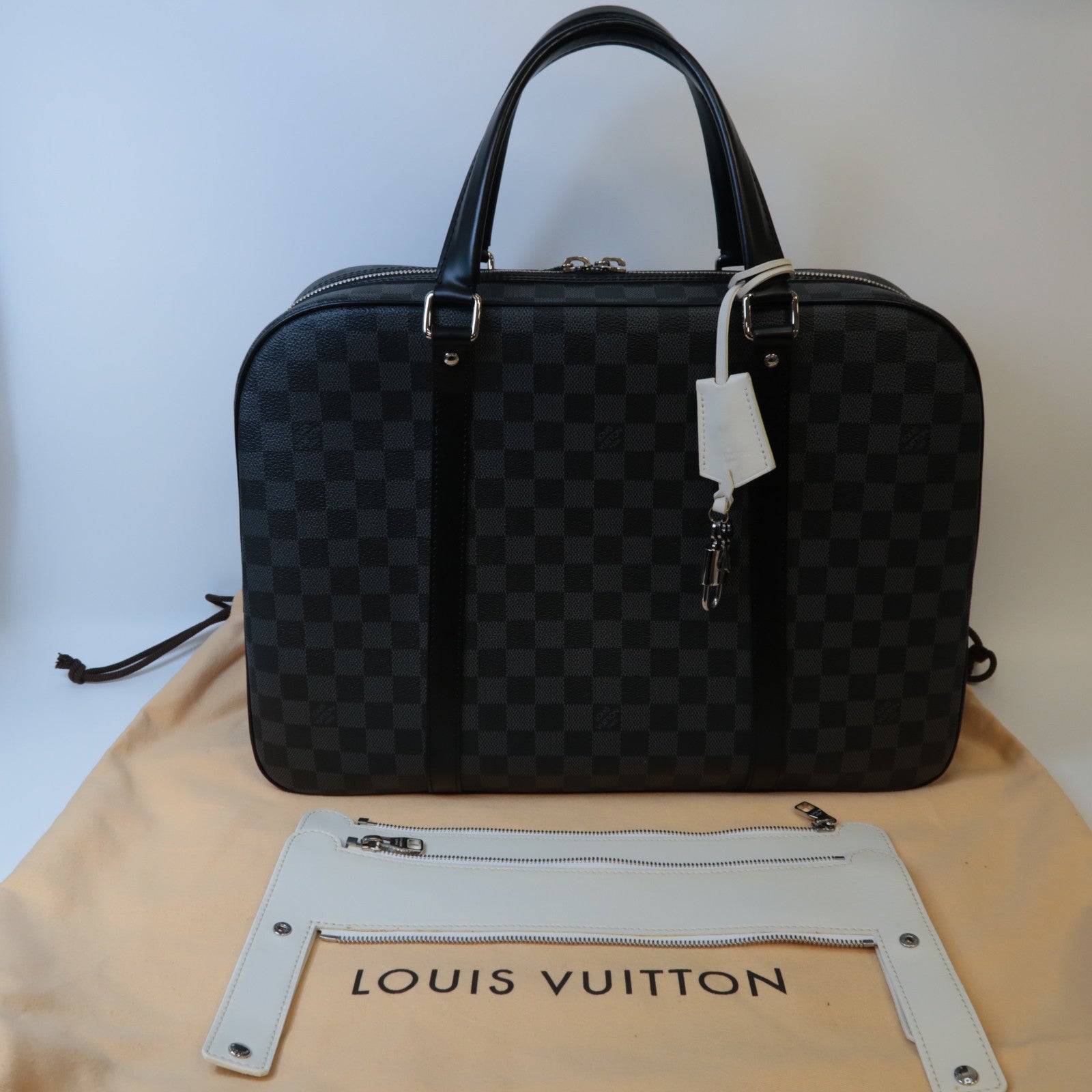 LOUIS VUITTON Damier Graphite Porto De Cuman Voyage銀扣手挽袋黑色