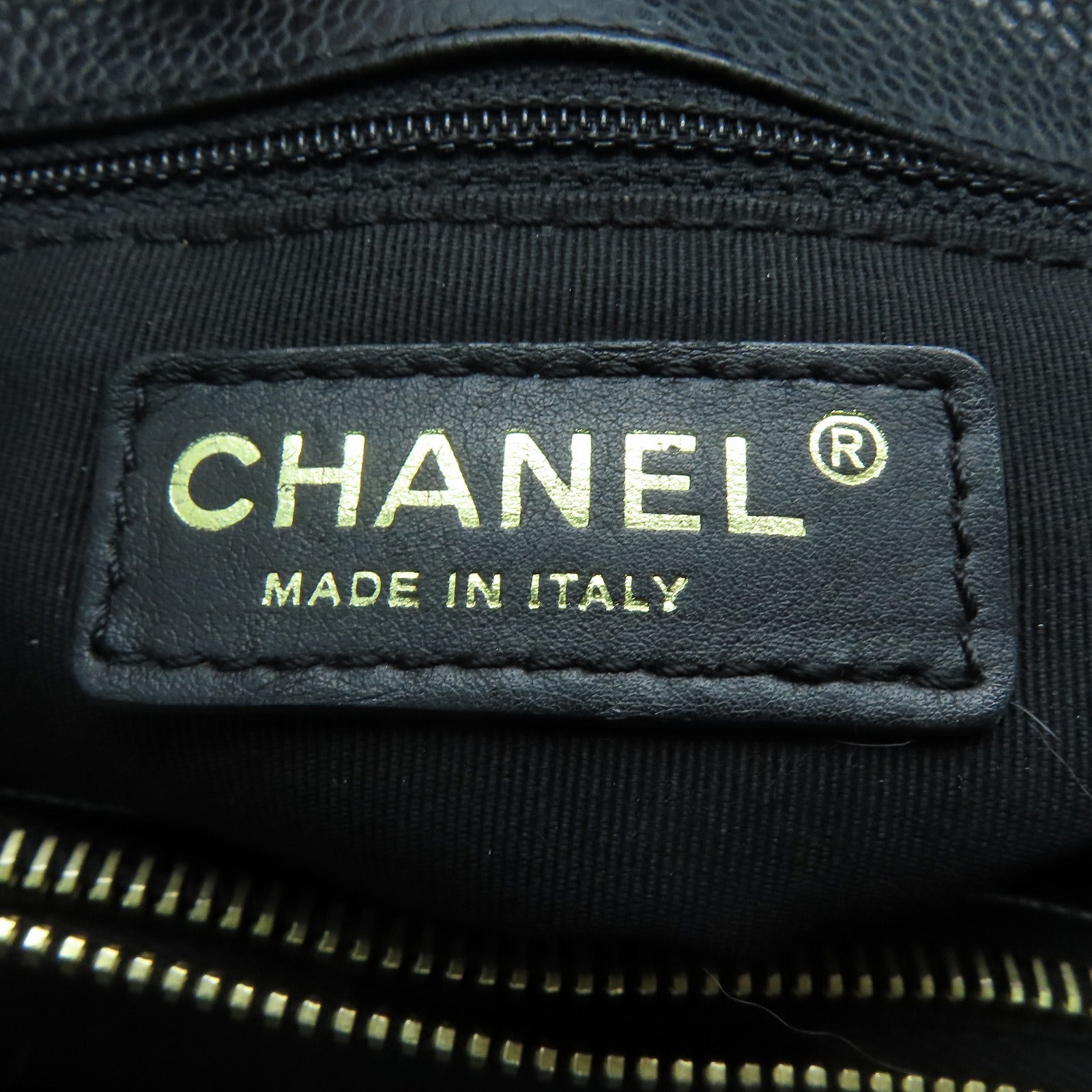 CHANEL 菱格Caviar皮革GST金扣鏈帶肩背袋黑色