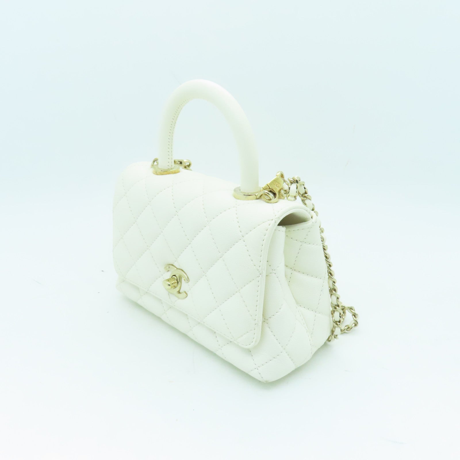 CHANEL 菱格Caviar皮革Mini Coco Handle金扣鏈帶肩背袋白色