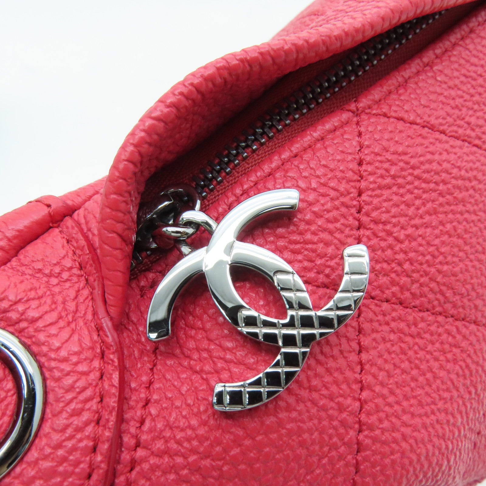 CHANEL 菱格牛皮皮革Waist Bag銀扣腰包紅色