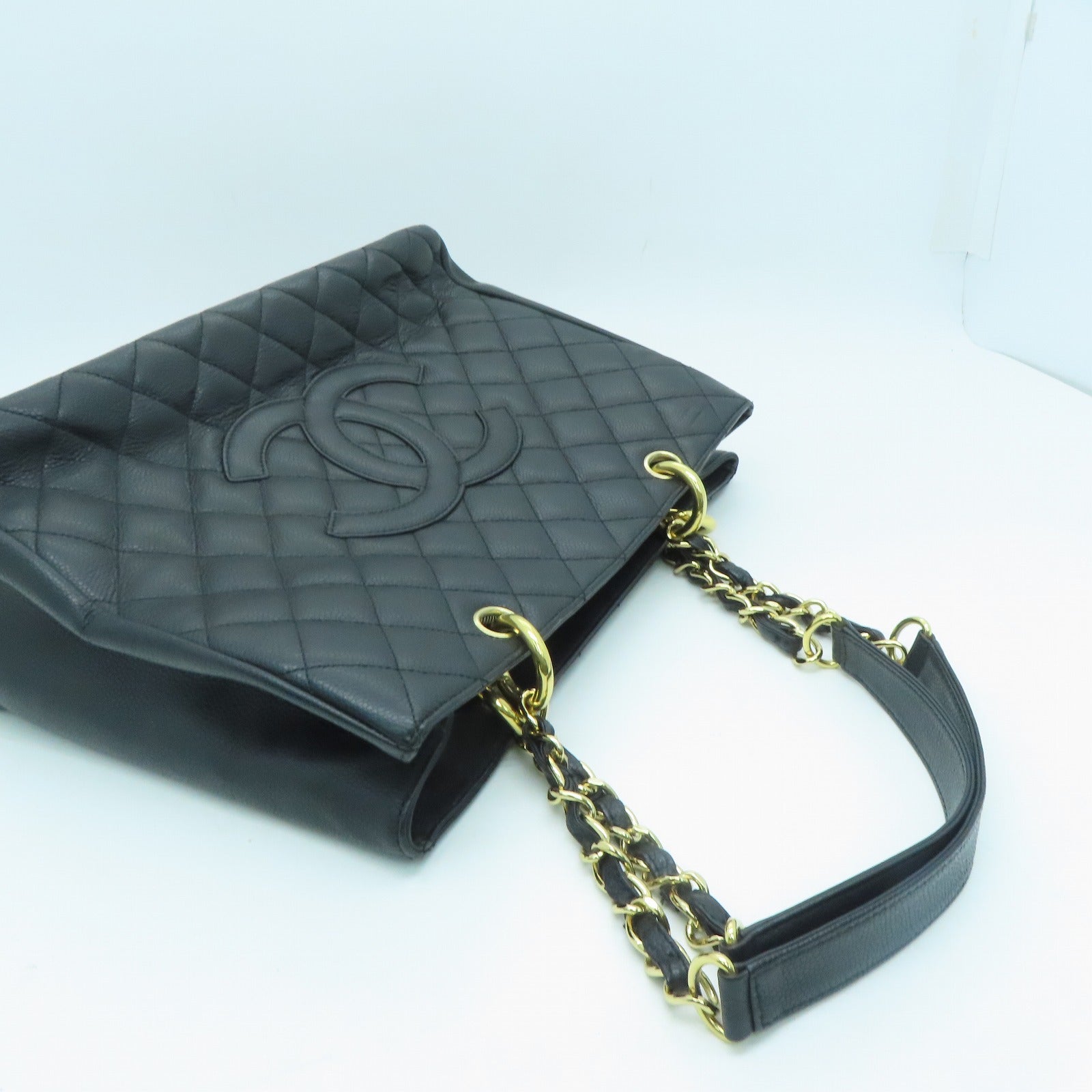 CHANEL 菱格Caviar皮革GST金扣鏈帶肩背袋黑色