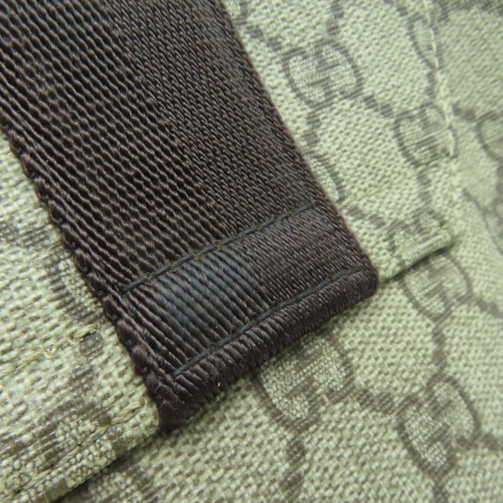 GUCCI 塗層帆布 Shoulder Bag銀扣肩背袋啡色