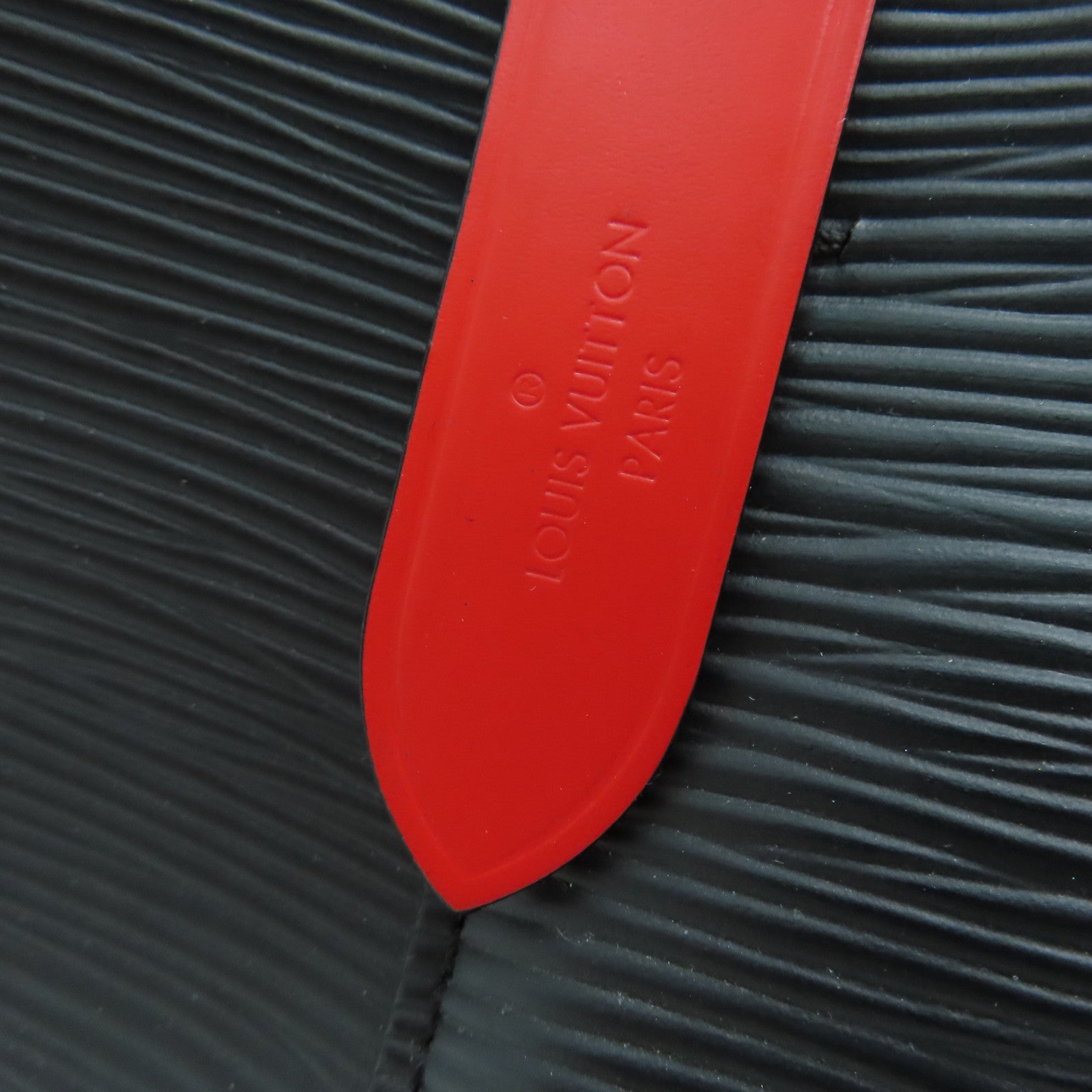LOUIS VUITTON Epi NeoNoe BB银扣手挽肩背两用袋黑色