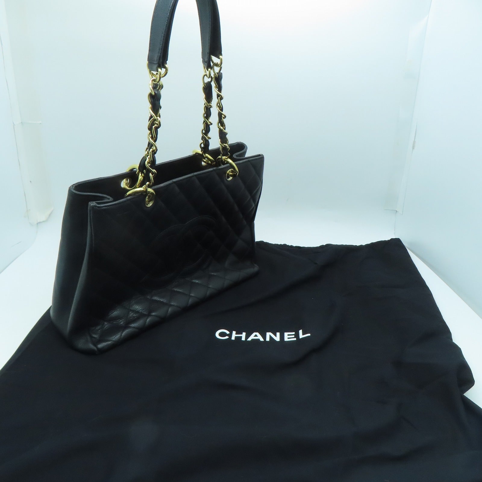 CHANEL 菱格Caviar皮革GST金扣鏈帶肩背袋黑色