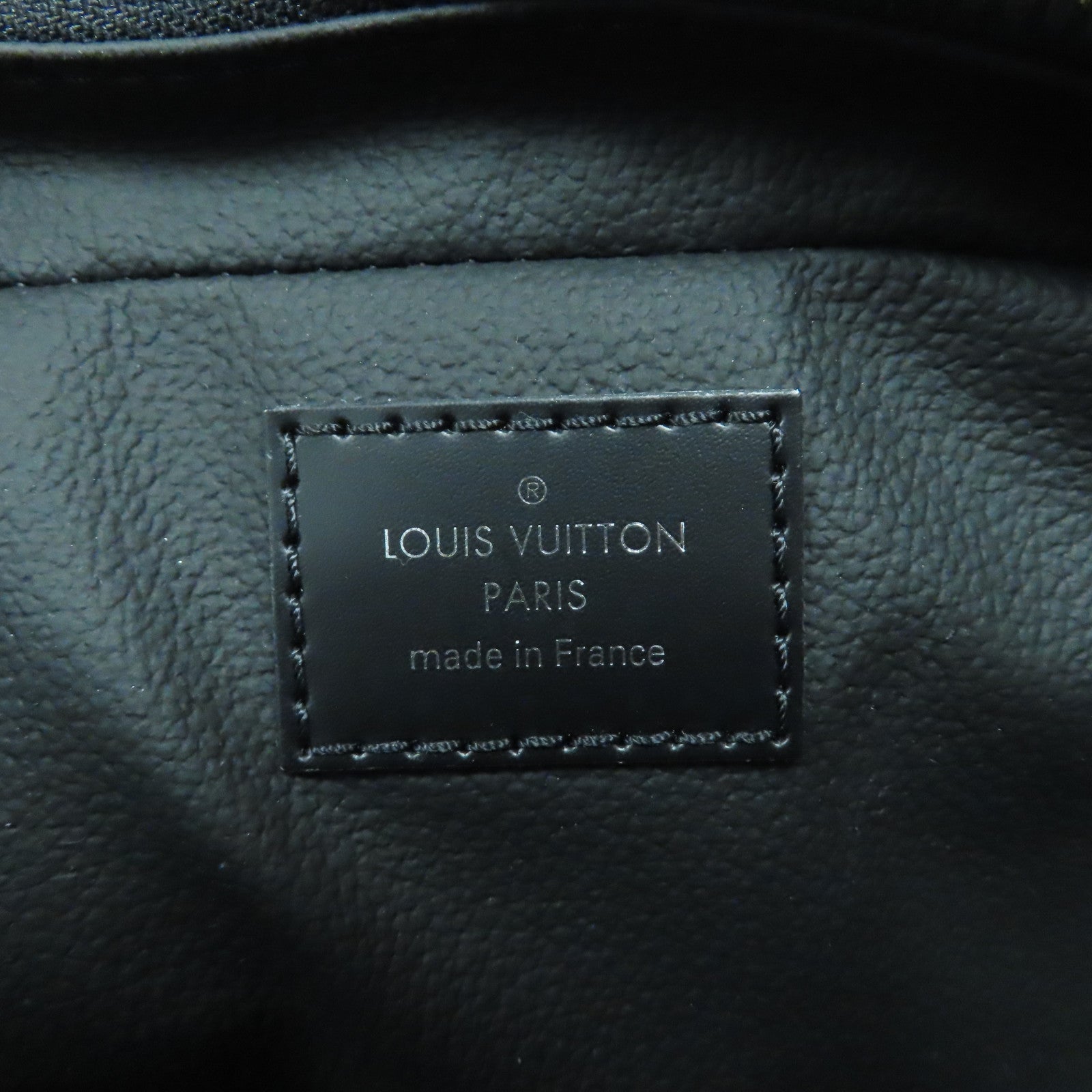 LOUIS VUITTON Monogram Eclipse Toilet Pouch PM銀扣手拿包黑色/灰色