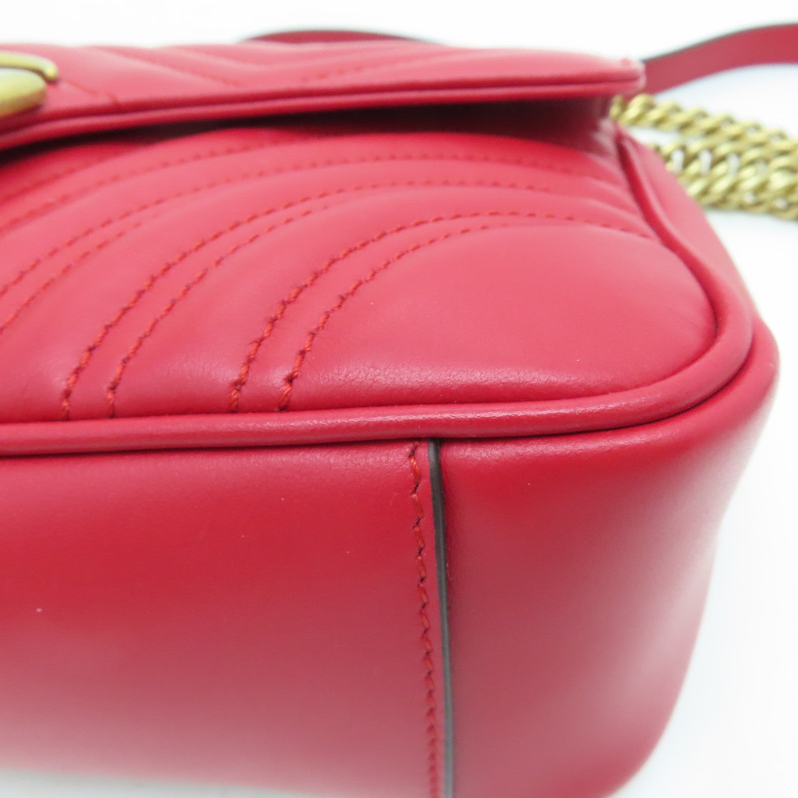 GUCCI 牛皮皮革GG Marmont Shoulder Bag金扣錬帶肩背袋紅色