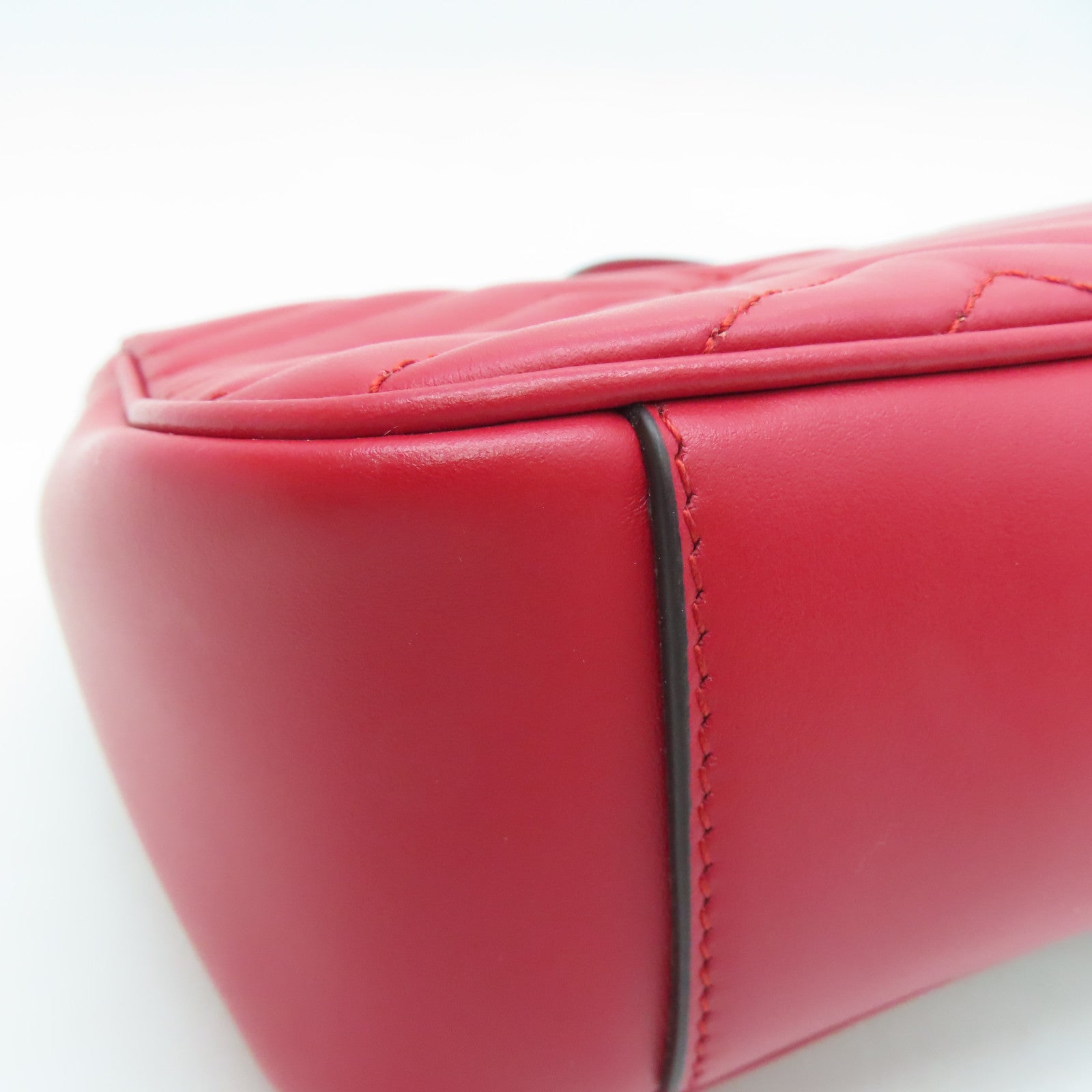 GUCCI 牛皮皮革GG Marmont Shoulder Bag金扣錬帶肩背袋紅色
