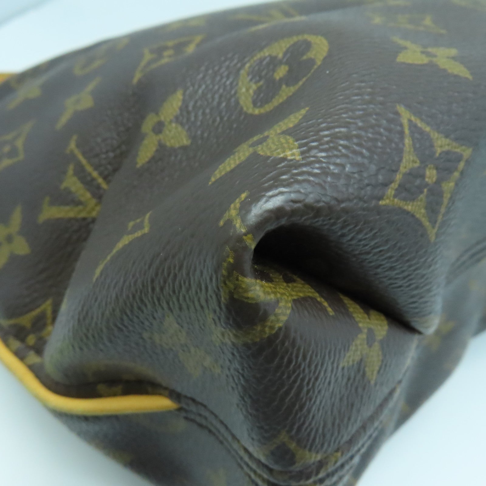 LOUIS VUITTON Monogram Sully MM Gold Buckle Shoulder Bag Brown