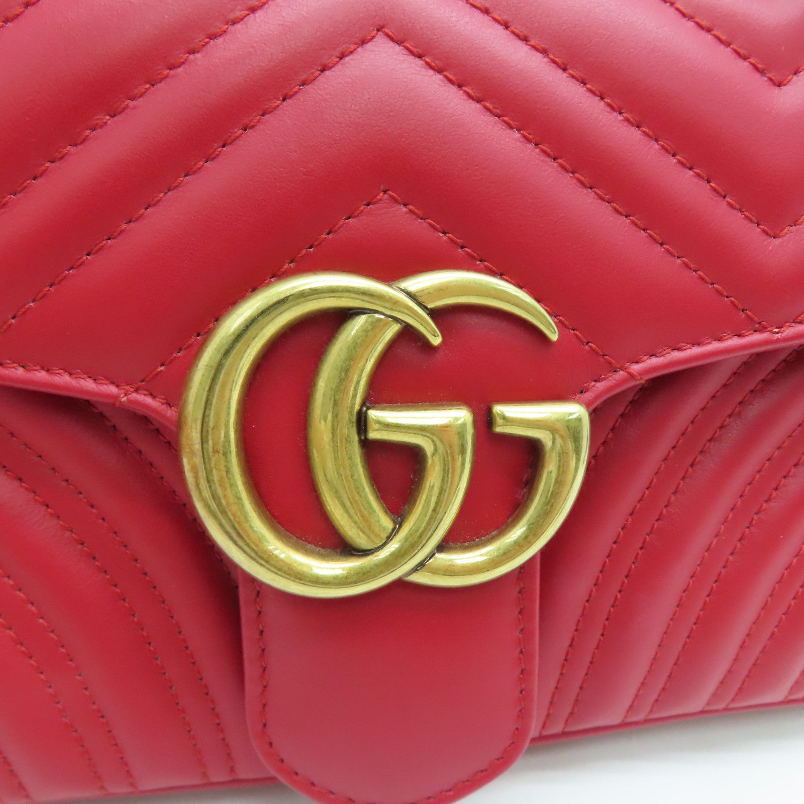 GUCCI 牛皮皮革GG Marmont Shoulder Bag金扣錬帶肩背袋紅色