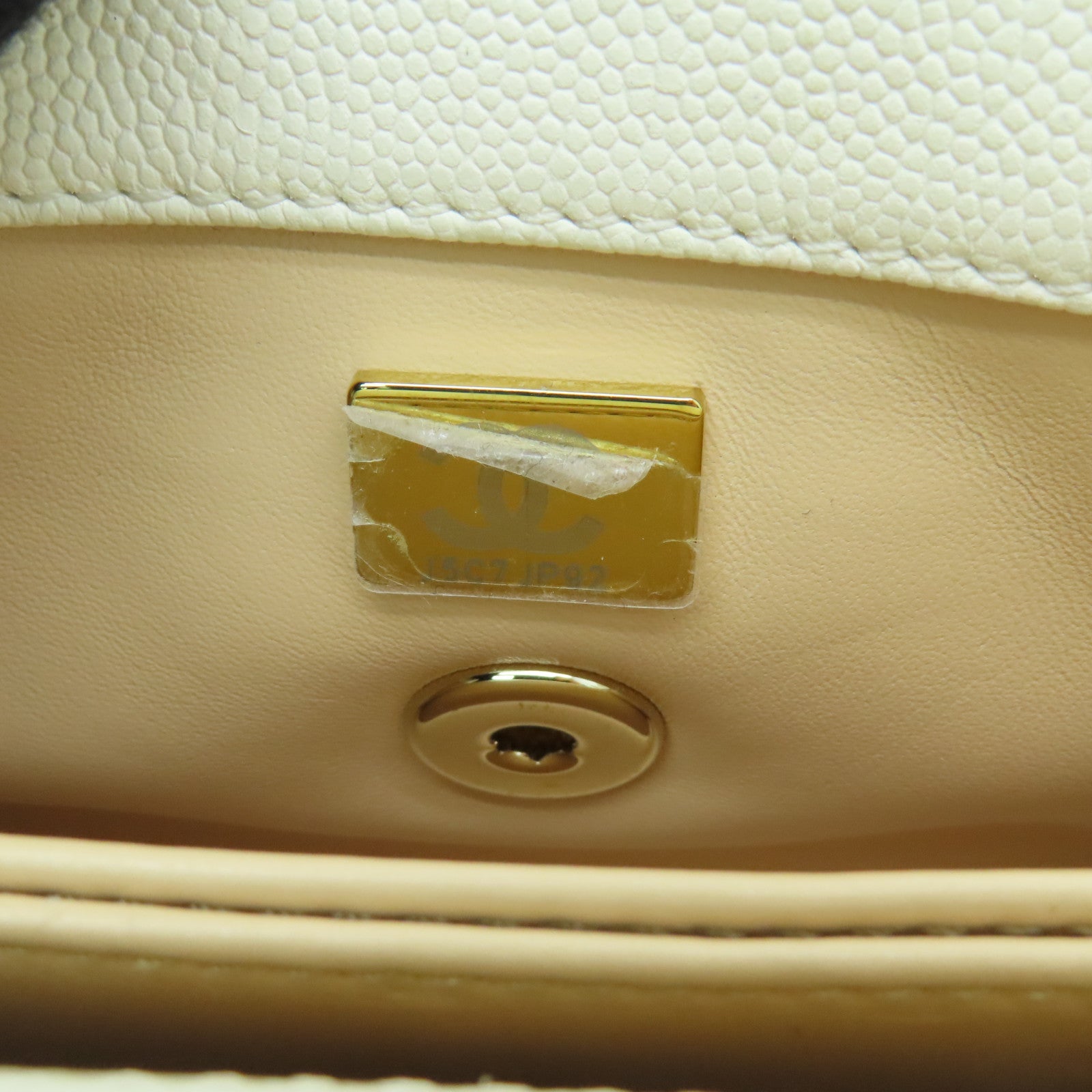 CHANEL 菱格Caviar皮革Mini Coco Handle金扣鏈帶肩背袋白色