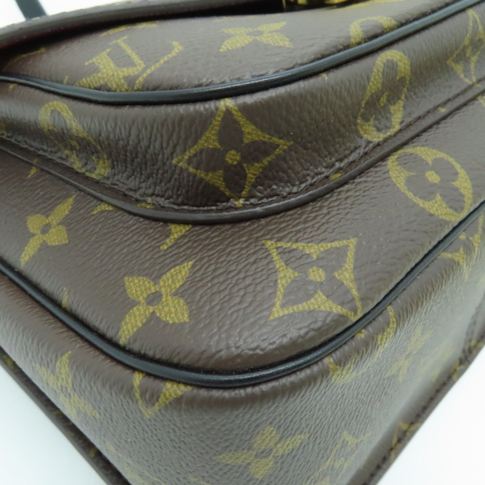 LOUIS VUITTON Monogram Passy金扣肩背袋啡色