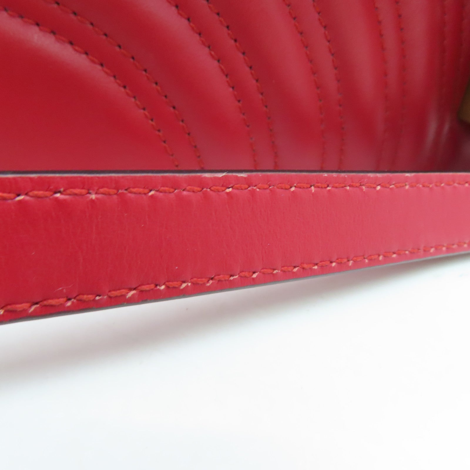 GUCCI 牛皮皮革GG Marmont Shoulder Bag金扣錬帶肩背袋紅色